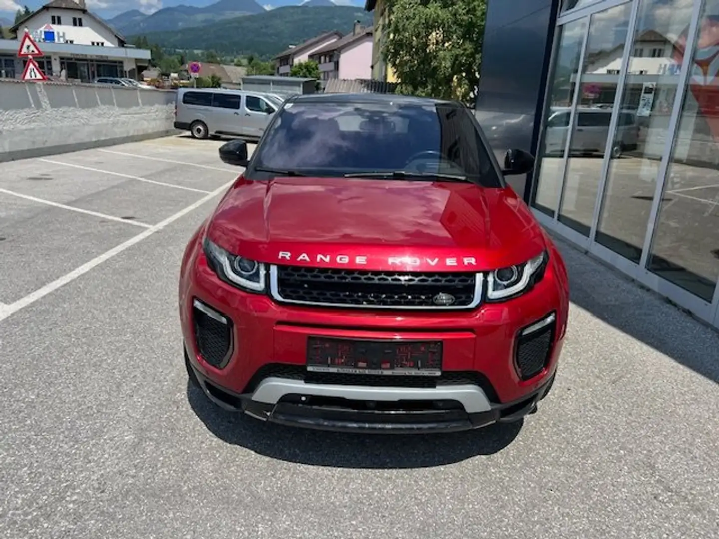Land Rover Range Rover Evoque Diesel Automatik Allrad *55.000km*EZ 08/2018* Rot - 2