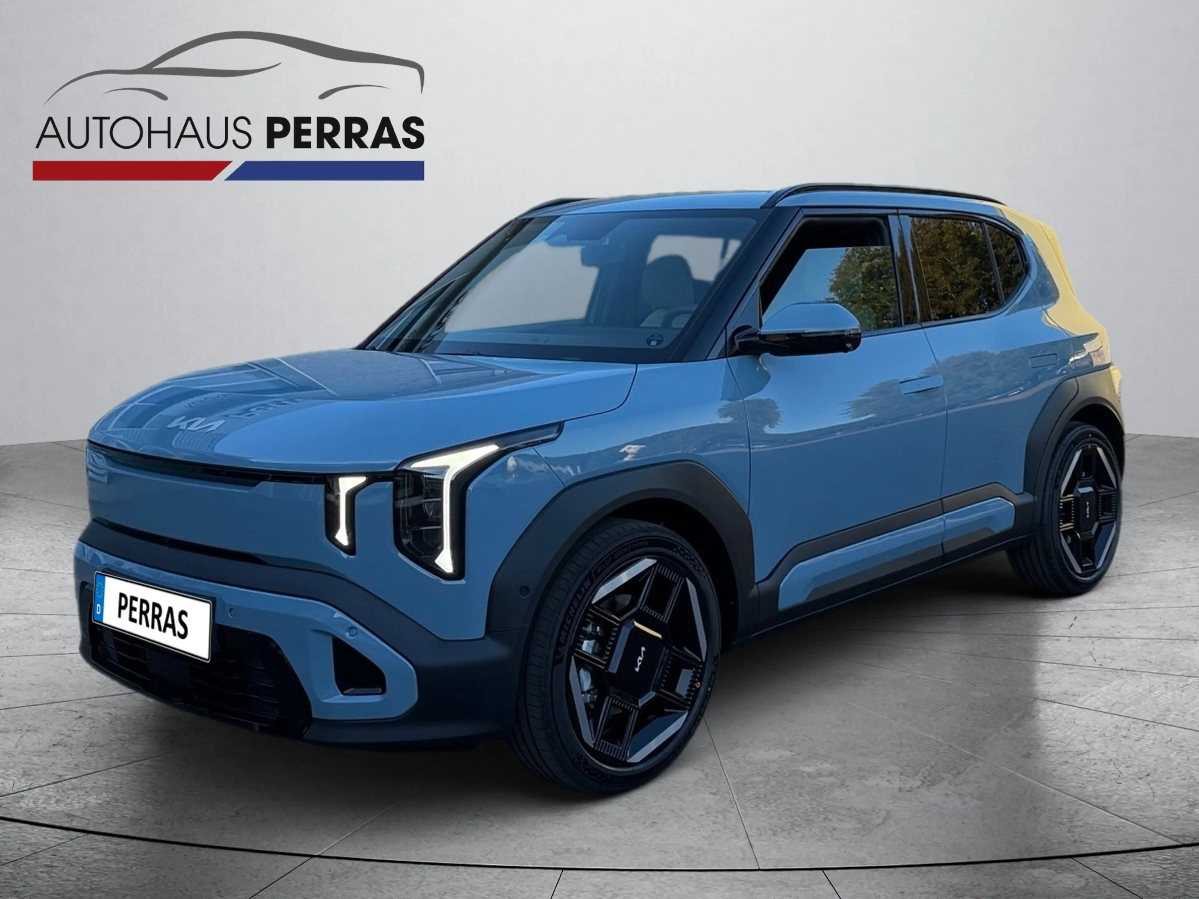 Kia EV2 61-kWh  99.5 kW  FWD. GT ACC+LED+SHZ+LM+AUT — photo 3