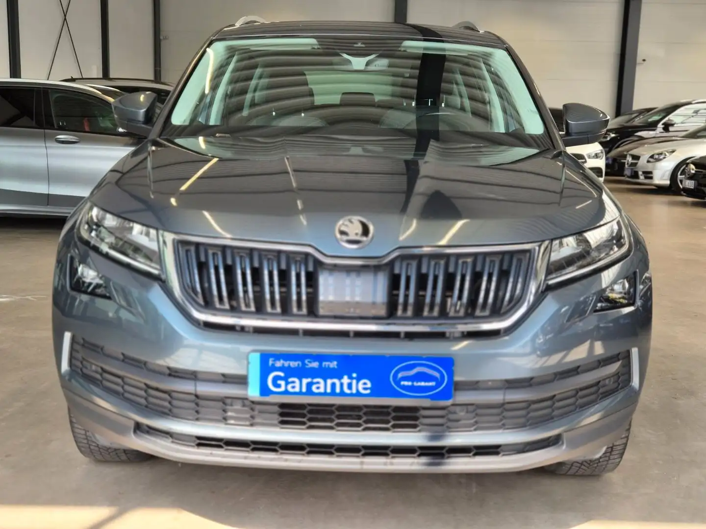 Skoda Kodiaq KODIAQ 2.0 TDI STYLE NAVI LED AHK MEMORY SPURPAK siva - 2
