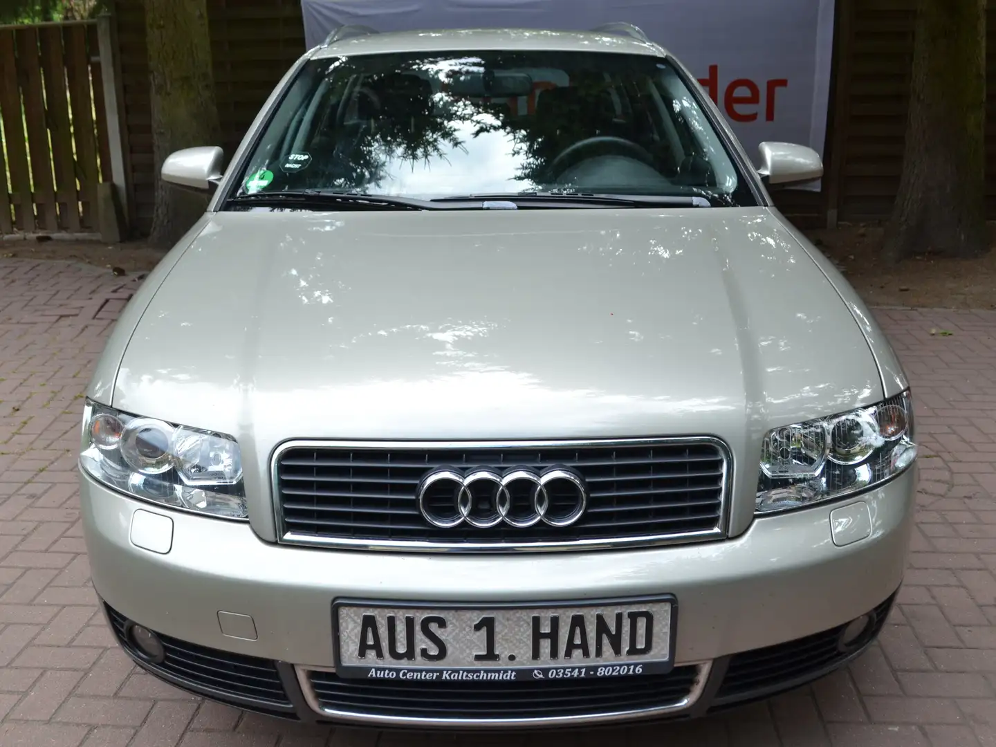 Audi A4 Avant 2.0, Autom. Xenon, 1.Hand! Tüv Neu! Beige - 2