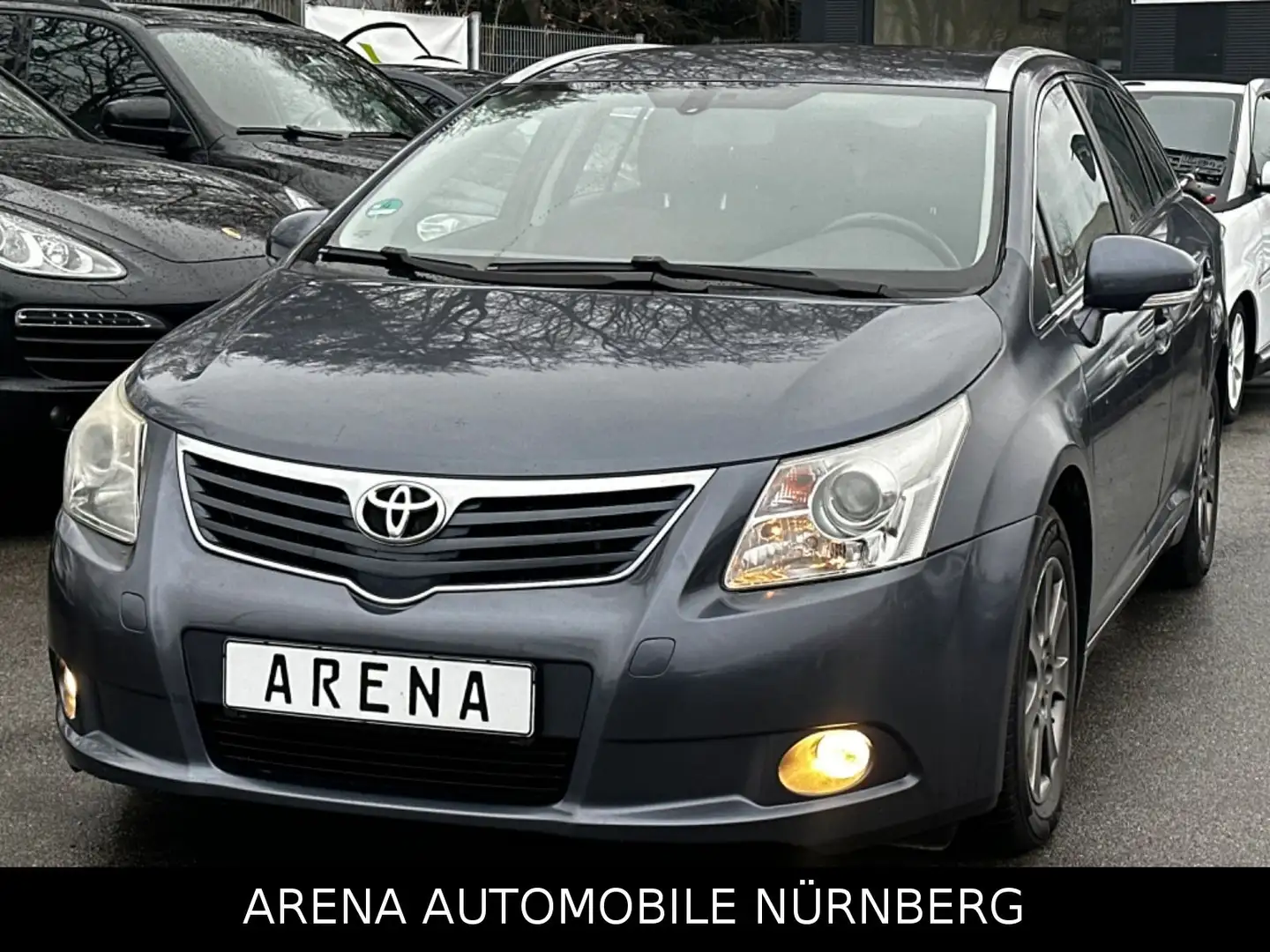 Toyota Avensis Kombi 2.0 D-4D Sol*Klima*Ahk*Alu*Euro5 Azul - 1