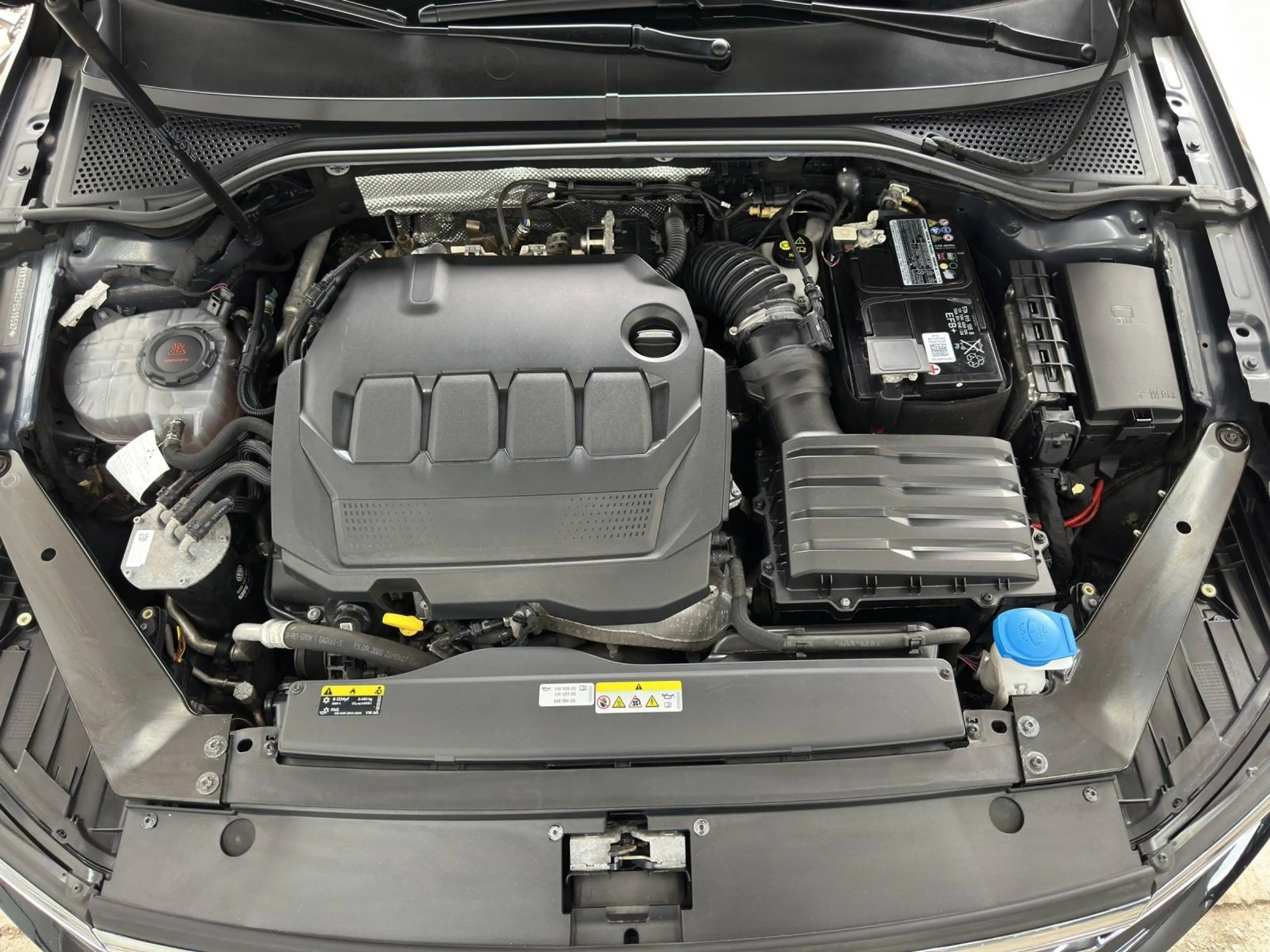 Volkswagen Passat Variant Business, Matrix, Pano, Massage, ACC,... — photo 14