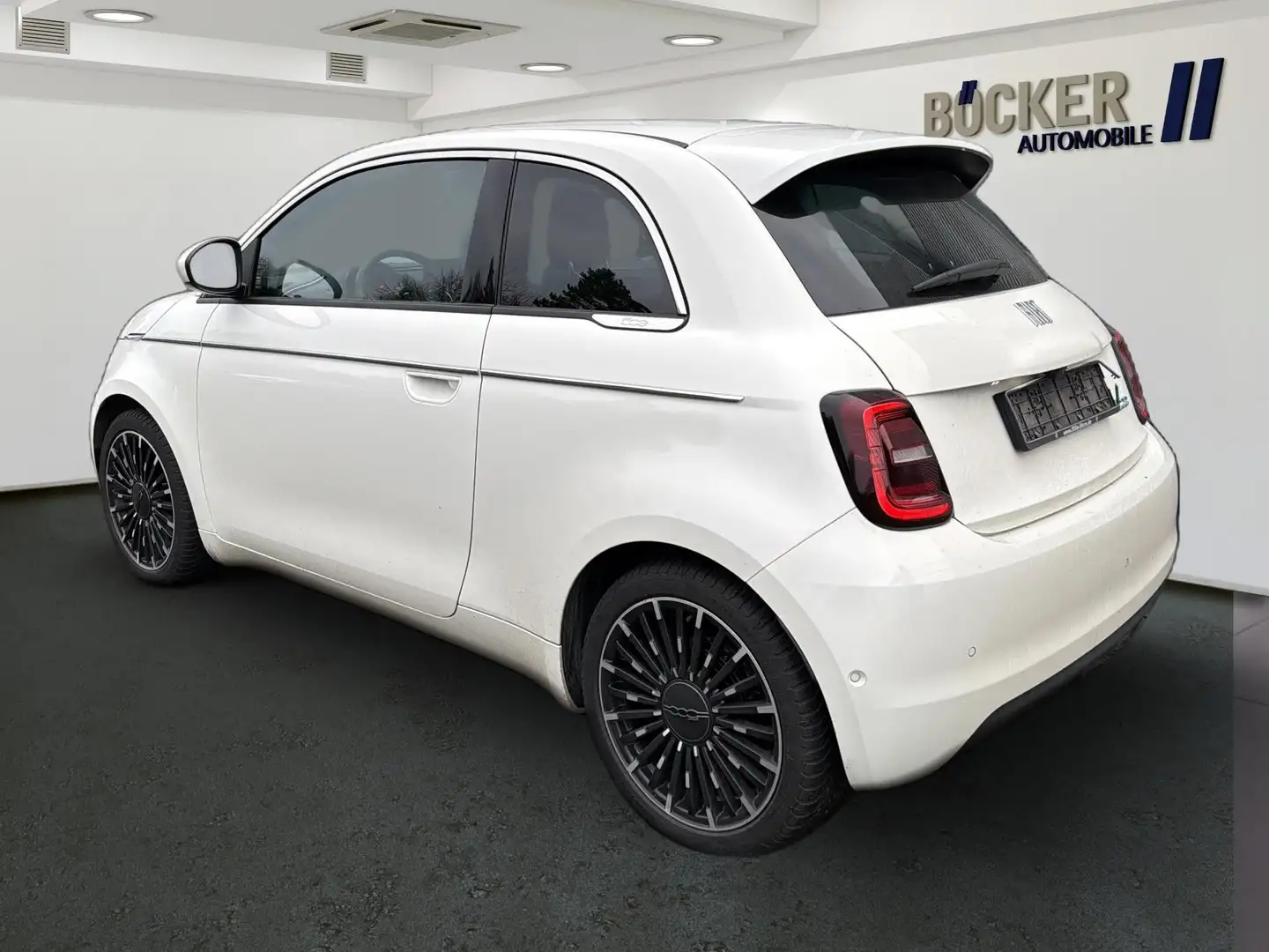 Fiat 500e Lim. Icon 42 kWh LED TWA SHZ ALLWETTER Navi Weiß - 2