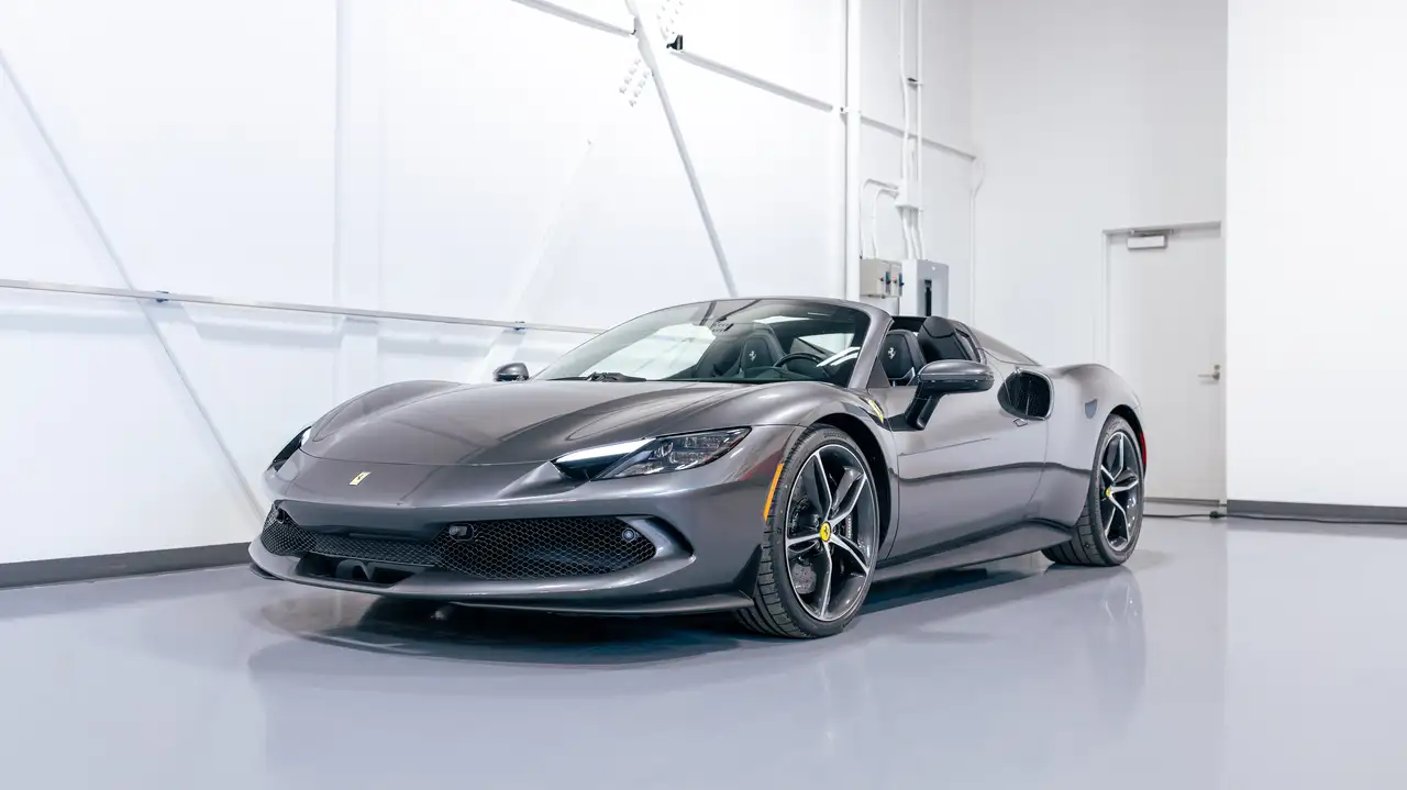 2025 Ferrari 296 GTS