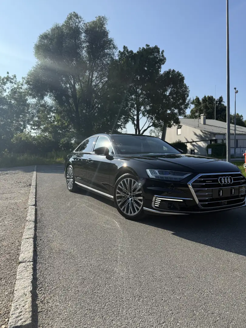 Audi A8 60 TFSI e quattro tiptronic Schwarz - 1