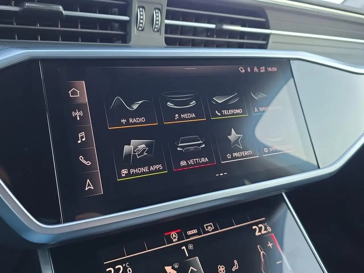 Audi A6 Avant 40 2.0 tdi mhev 12V S line edition quattro 13