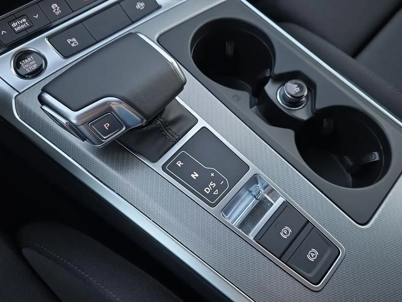 Audi A6 Avant 40 2.0 tdi mhev 12V S line edition quattro 15