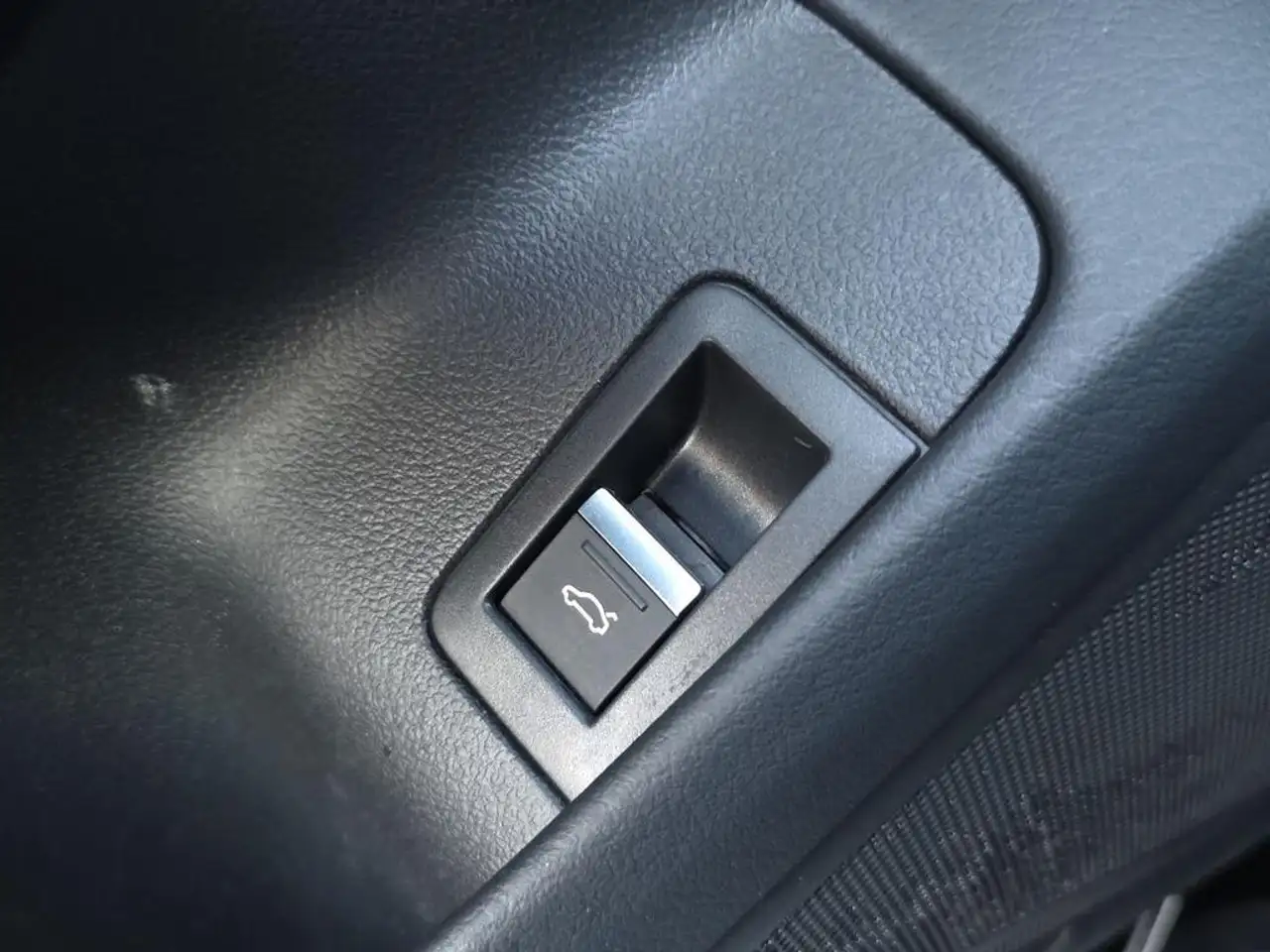 Audi A6 Avant 40 2.0 tdi mhev 12V S line edition quattro 16