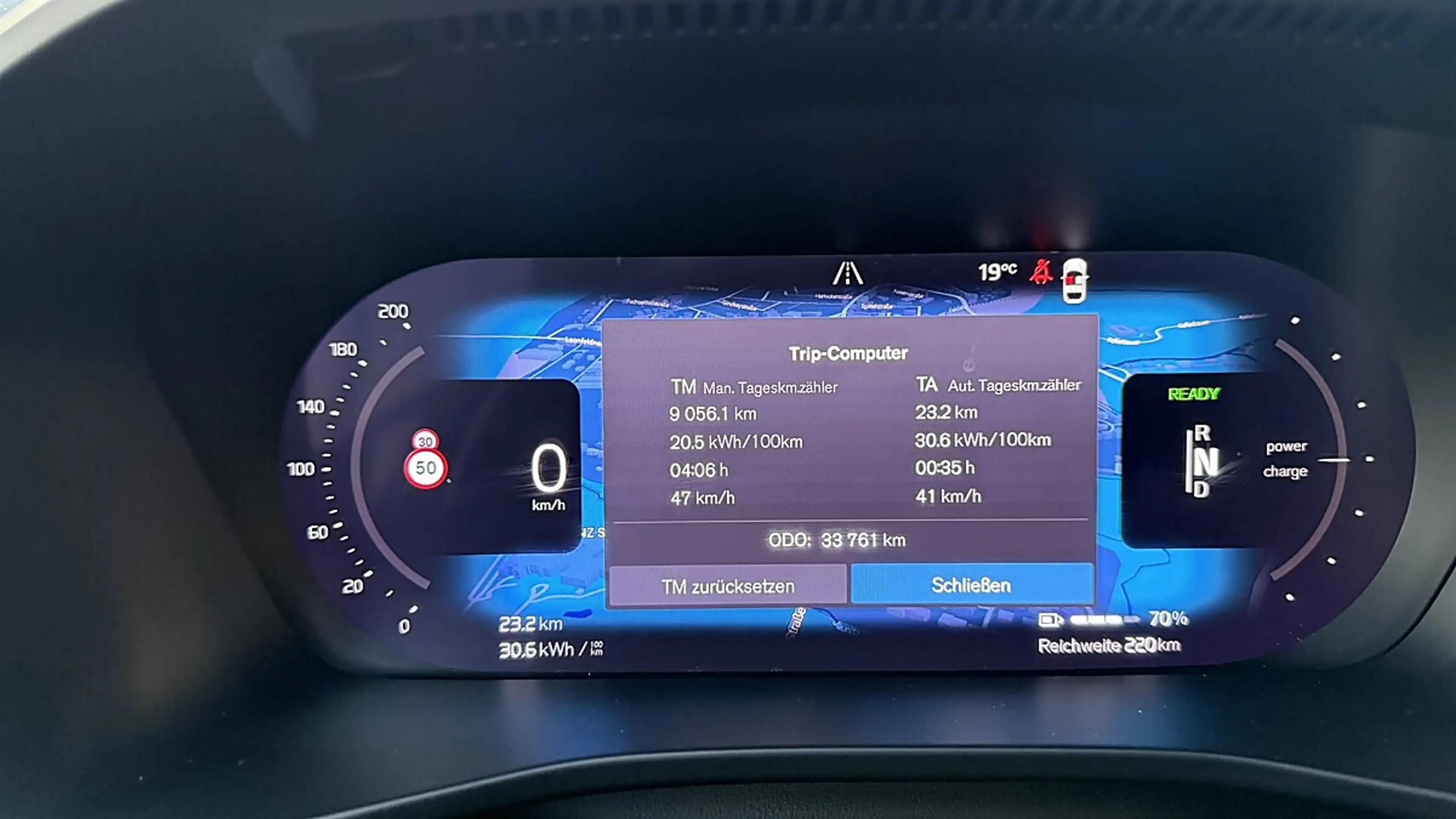 Volvo XC40 P8 Pure Electric 2WD Plus Recharge — photo 14