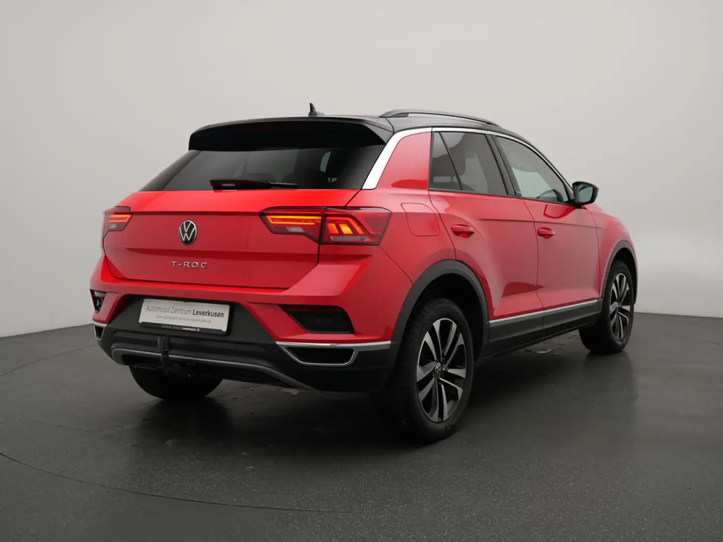 Volkswagen T-Roc United ACC AHK NAVI KAM SHZ Rot - 2