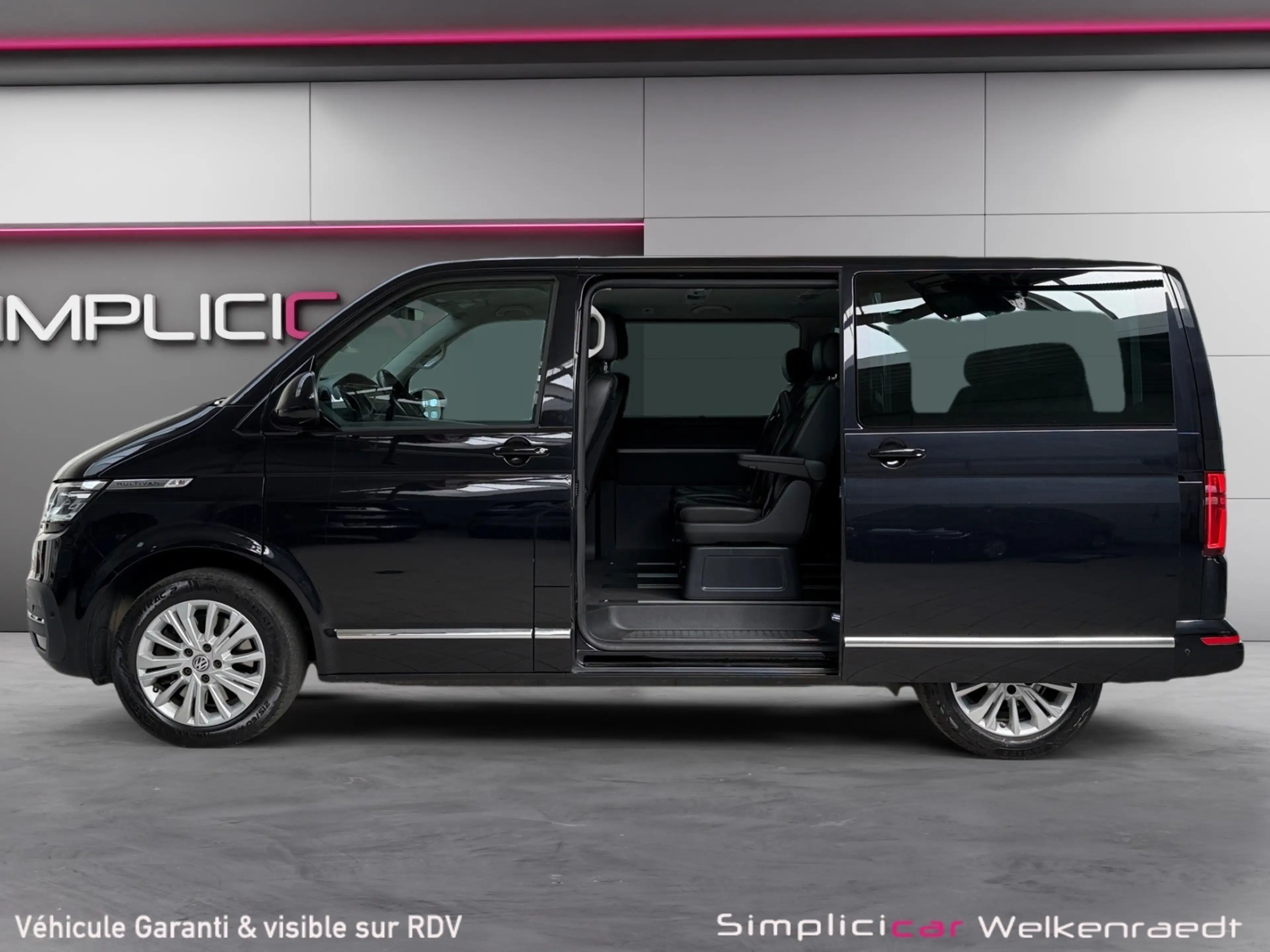 Volkswagen T6.1 Multivan HighLine 2.0 TDI DSG 4 MOTION-CARPLAY-CUIR-PDC-REGUL/LIM-GARANTIE JUSQU'A 36 MOIS — photo 4