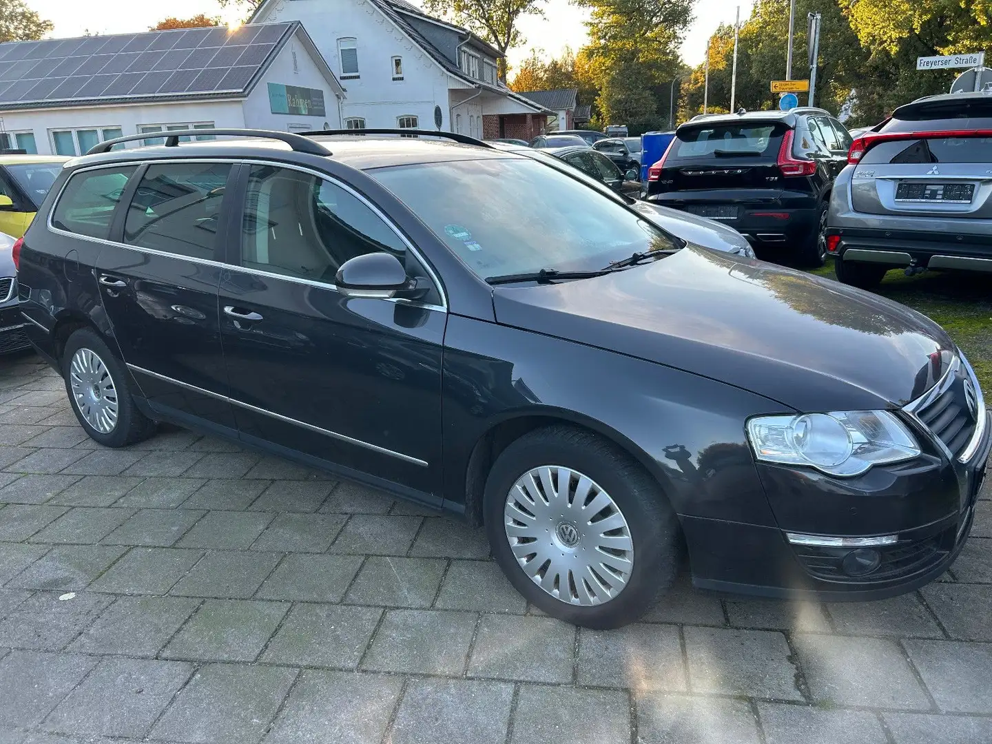 Volkswagen Passat Variant Comfortline Braun - 2