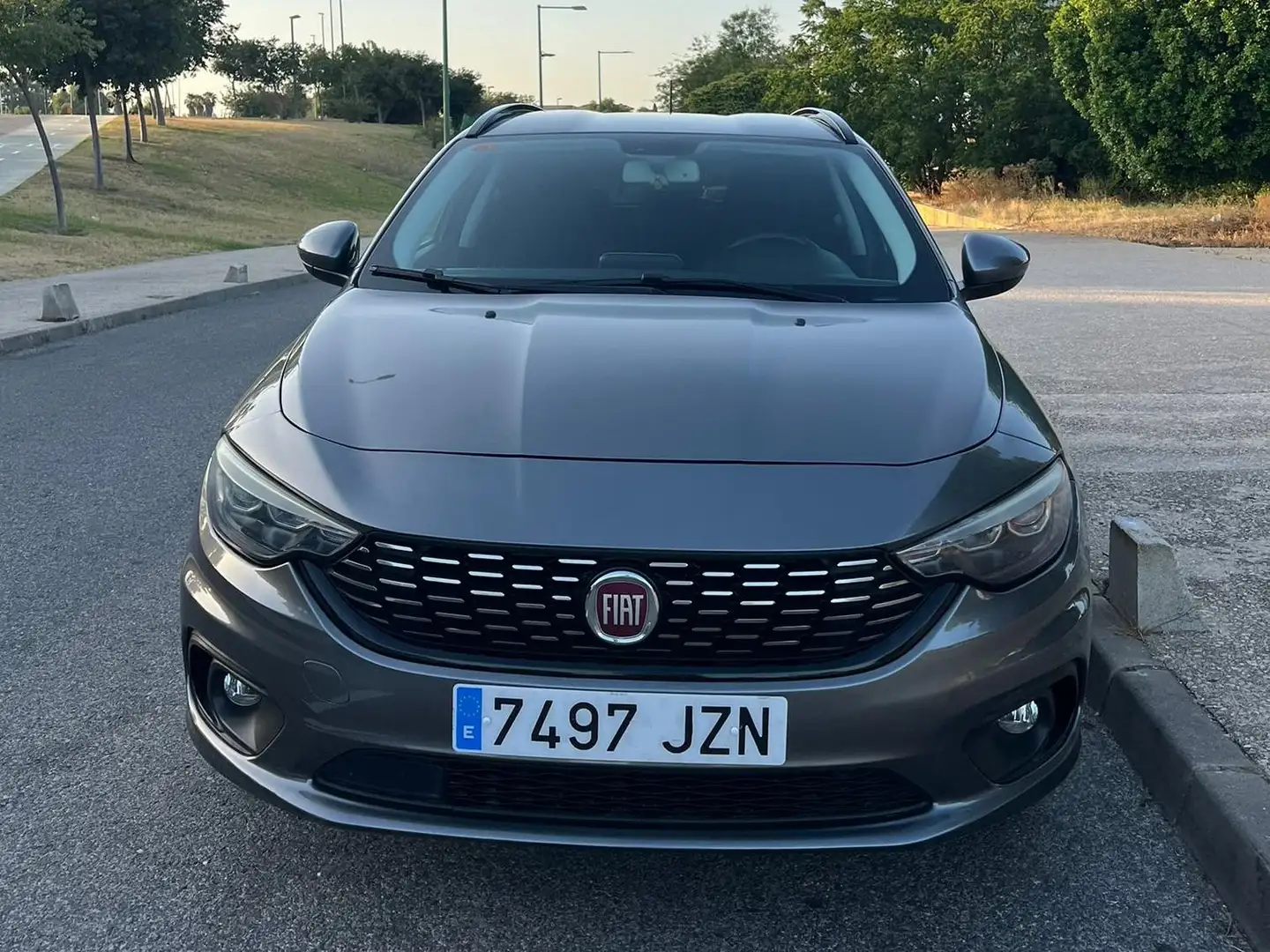 Fiat Tipo Tipo 1.4 16v Lounge Gris - 2