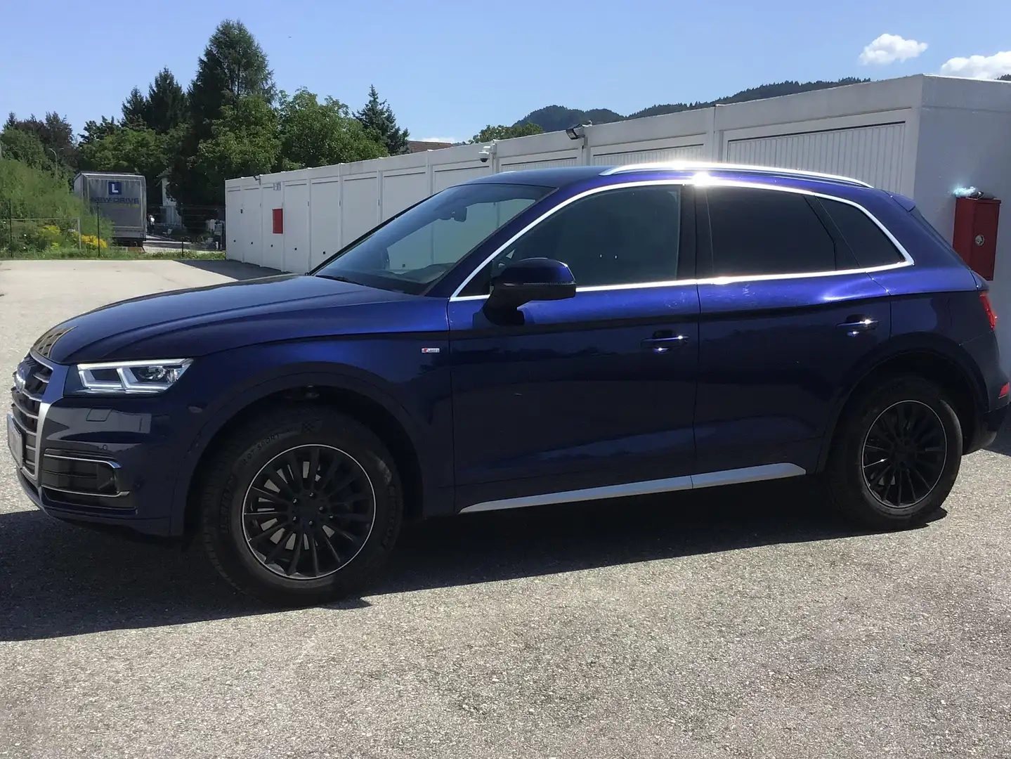 Audi Q5 Q5 2,0 TDI Quattro design S-tronic design Blau - 1