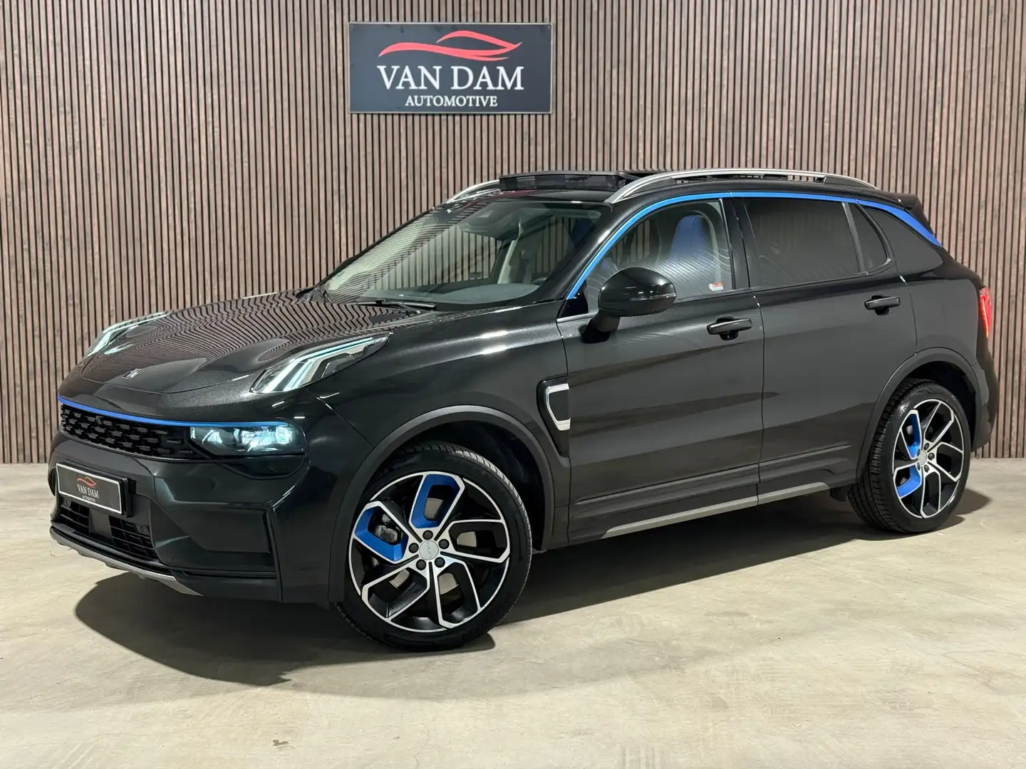 Lynk & Co 01 1.5 2022 PHEV Plug-in Hybride SNEL LADEN CAMERA NA Noir - 1