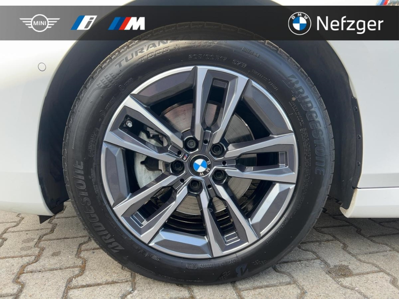 BMW 218 Active Tourer i M Sportpaket LED Park-Assistent — photo 11
