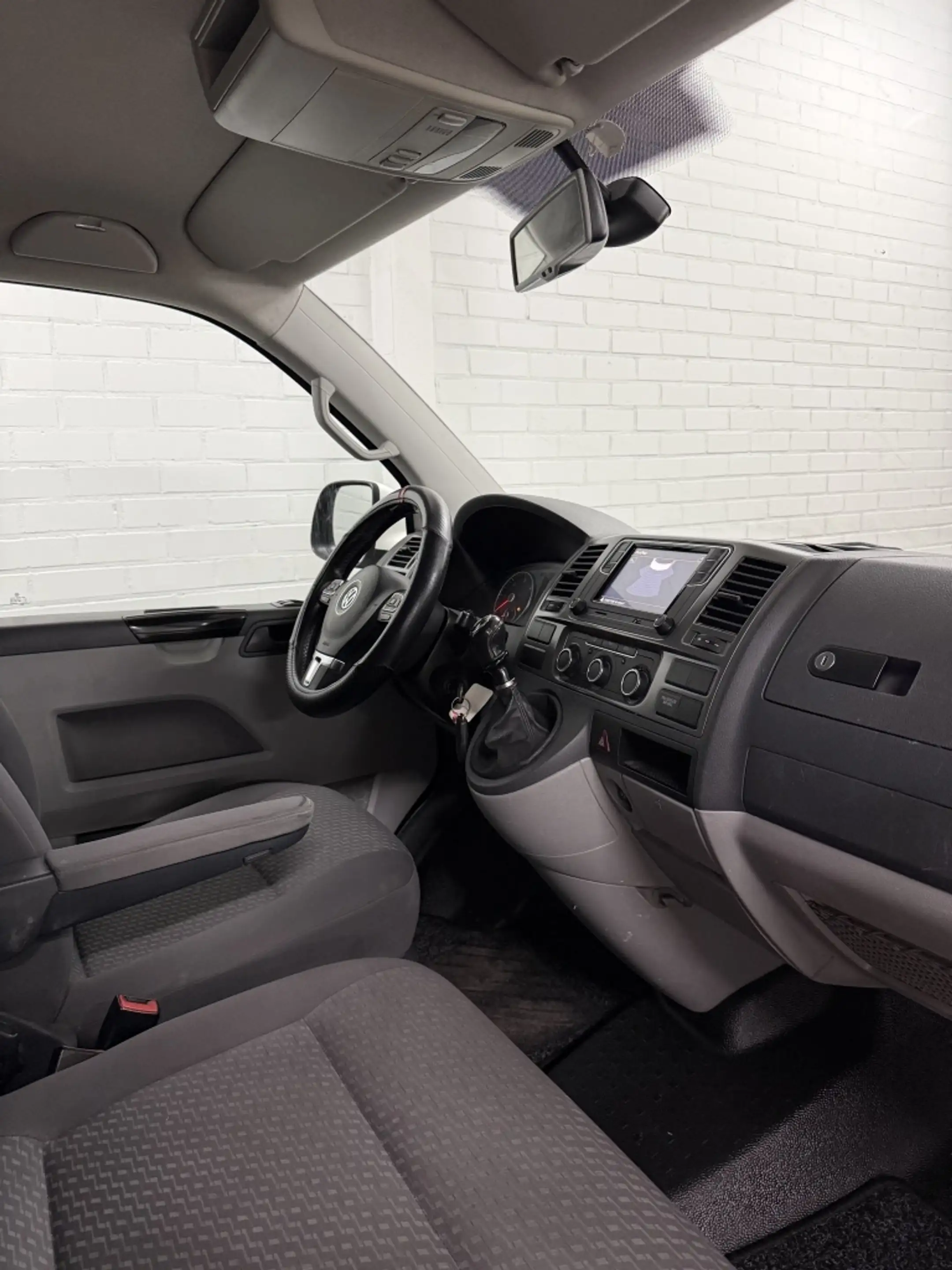 Volkswagen Transporter 2.0 TDI L2H1 65 Edition! Carplay/PDC/Trekhaak/Airc — photo 3