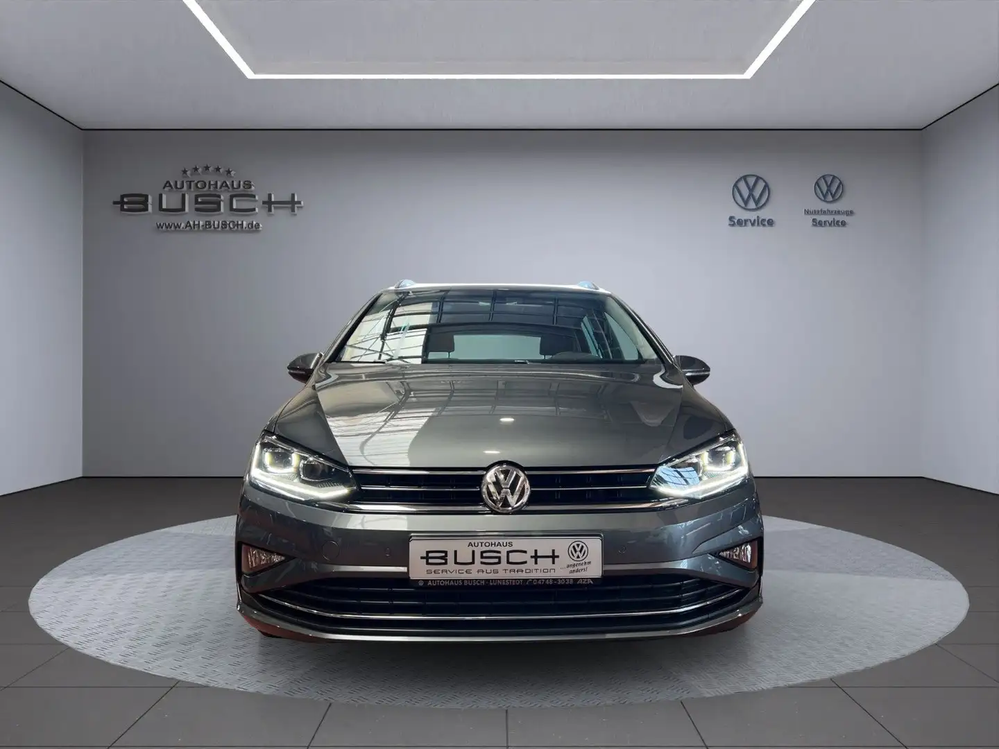 Volkswagen Golf Sportsvan Comf. 1.5 TSI 96 kW Navi, LED Grau - 2