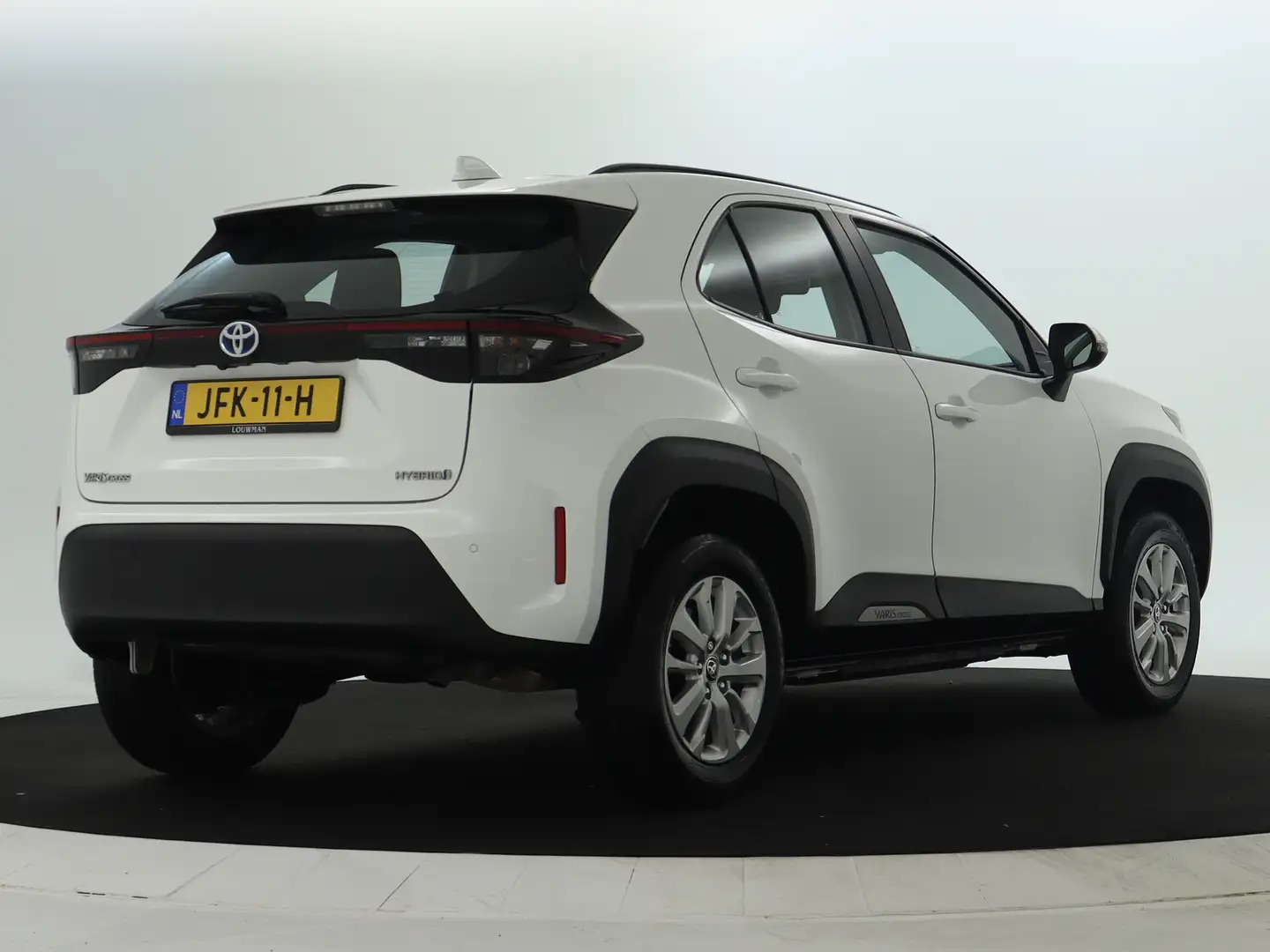 Toyota Yaris Cross 1.5 Hybrid Active | Apple CarPlay | Android Auto | Blanco - 2