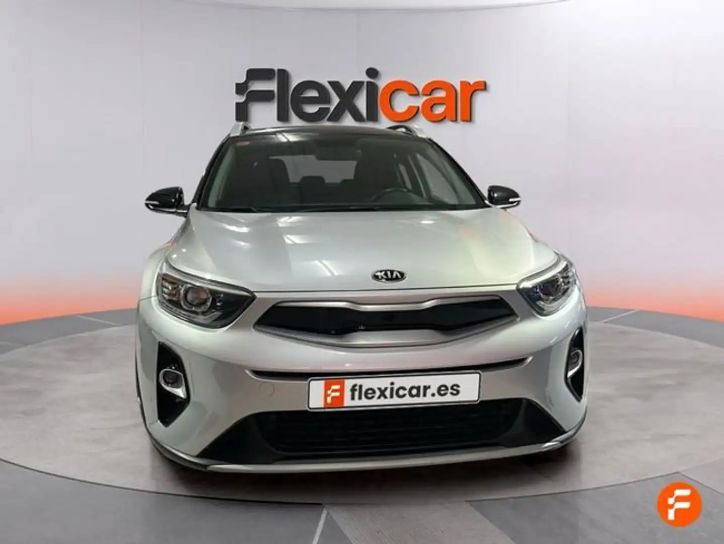 Kia Stonic 1.2 CVVT Eco-Dynamic Drive 84 Gris - 2