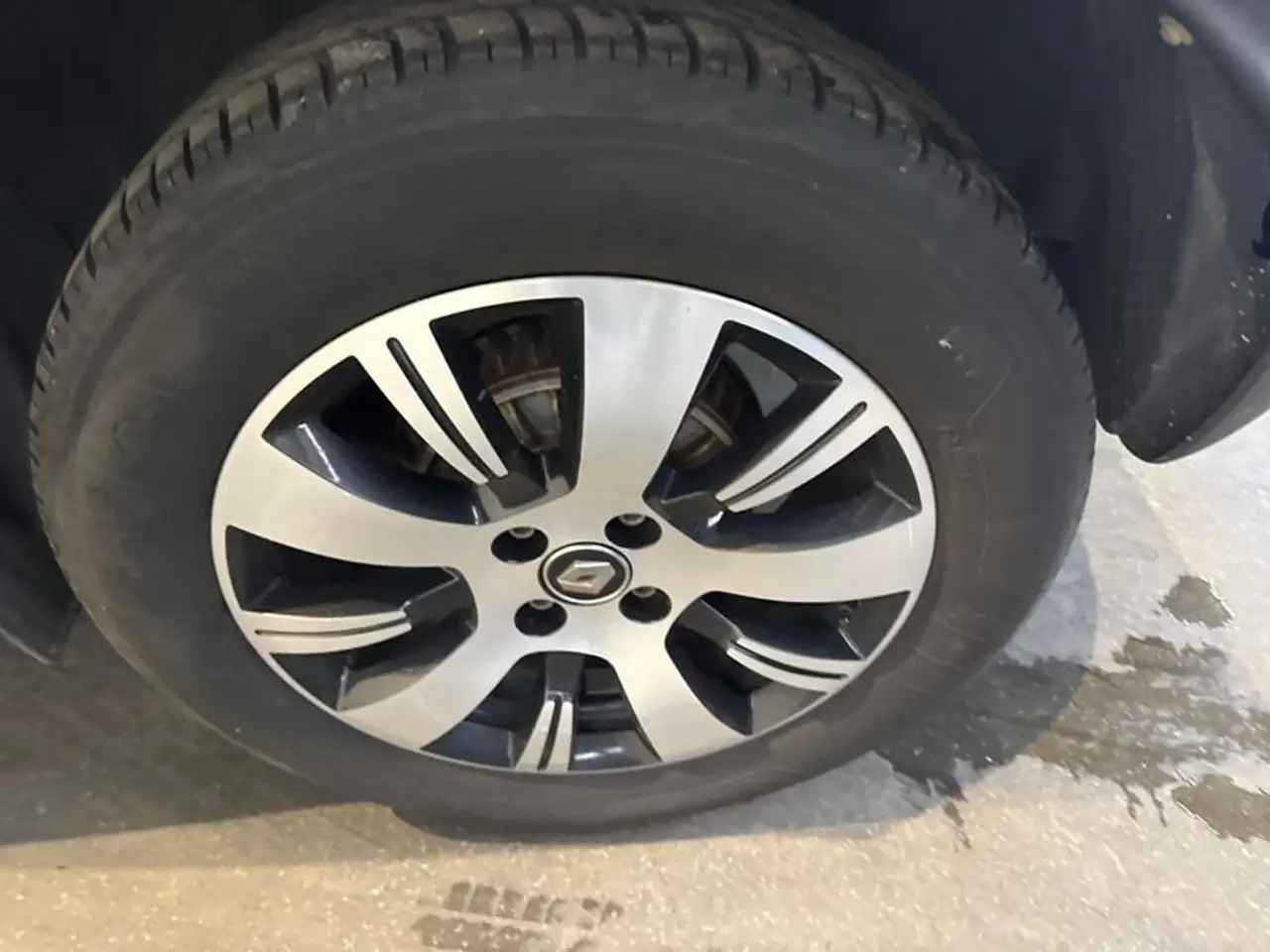 Renault Captur — photo 18