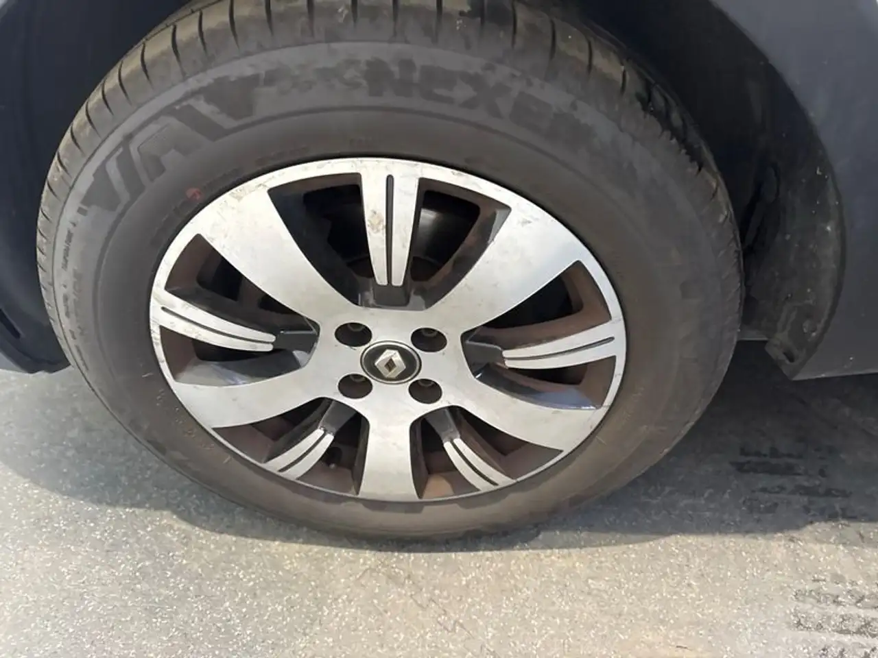 Renault Captur — photo 19