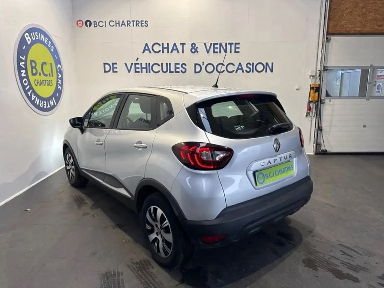 Renault Captur — photo 4