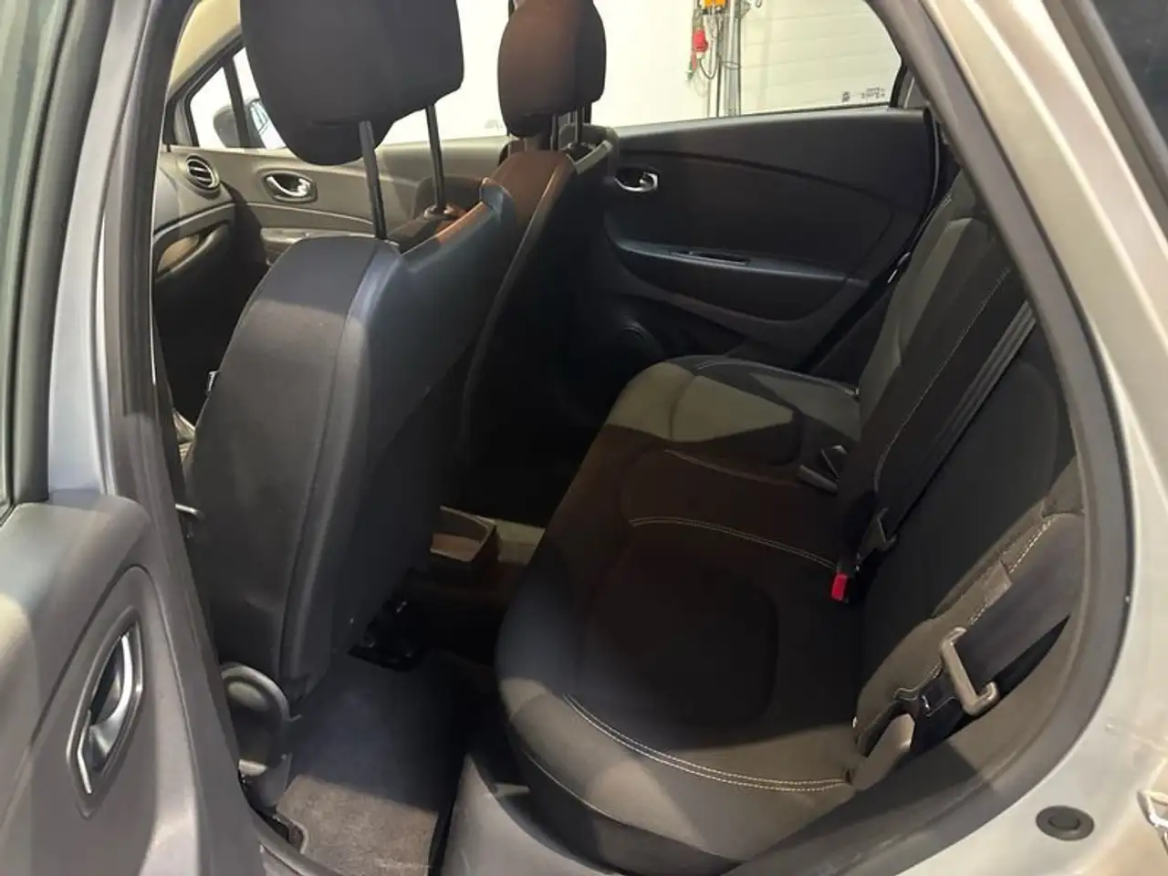 Renault Captur — photo 9
