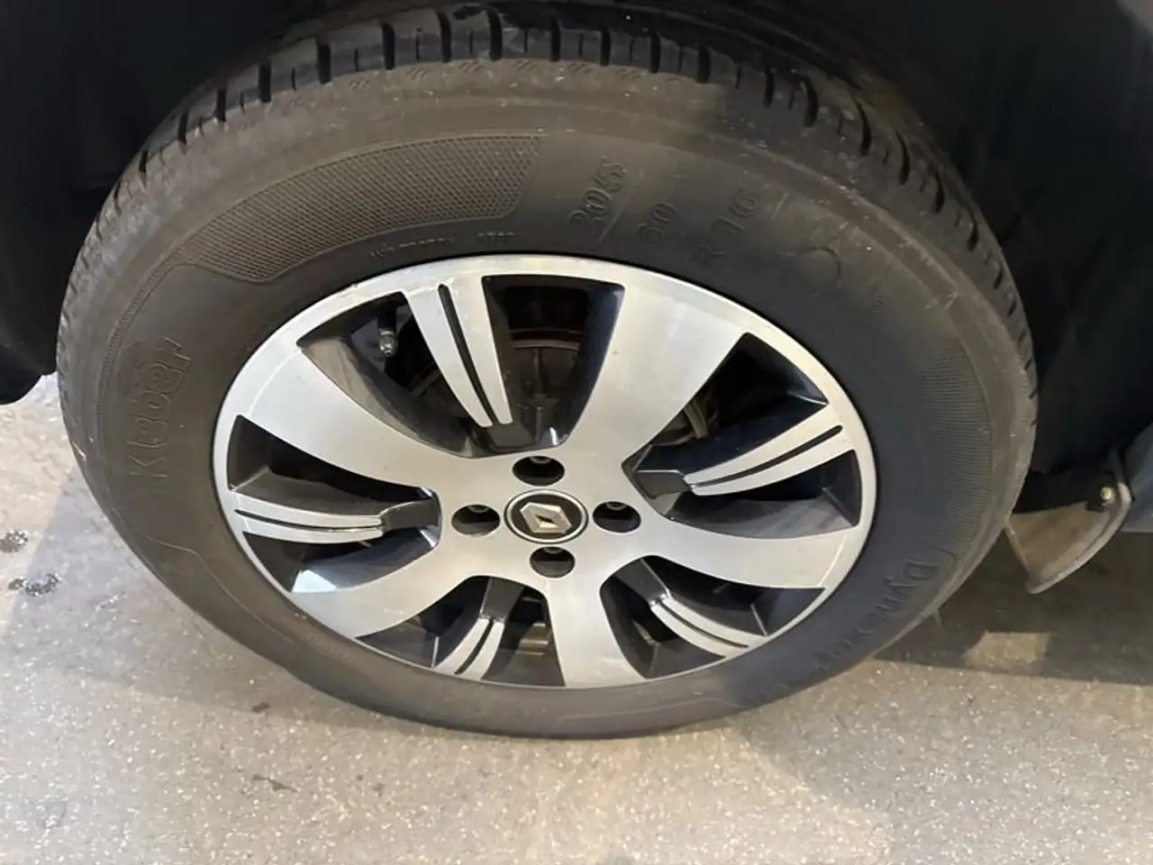 Renault Captur — photo 17