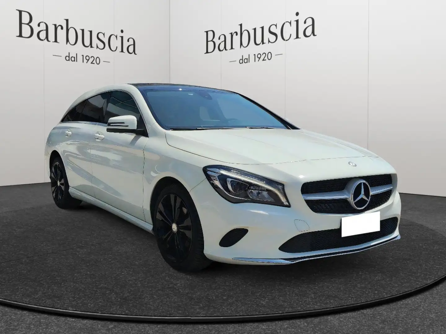 Mercedes-Benz CLA 220 Shooting Brake - X117 - Shooting Brake 220 d Prem Bianco - 2
