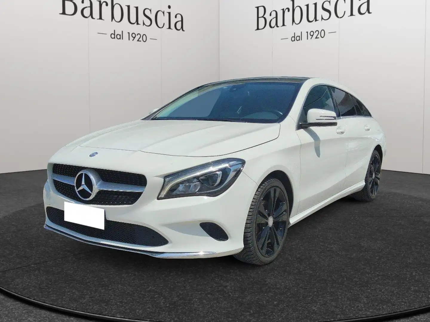 Mercedes-Benz CLA 220 Shooting Brake - X117 - Shooting Brake 220 d Prem Bianco - 1