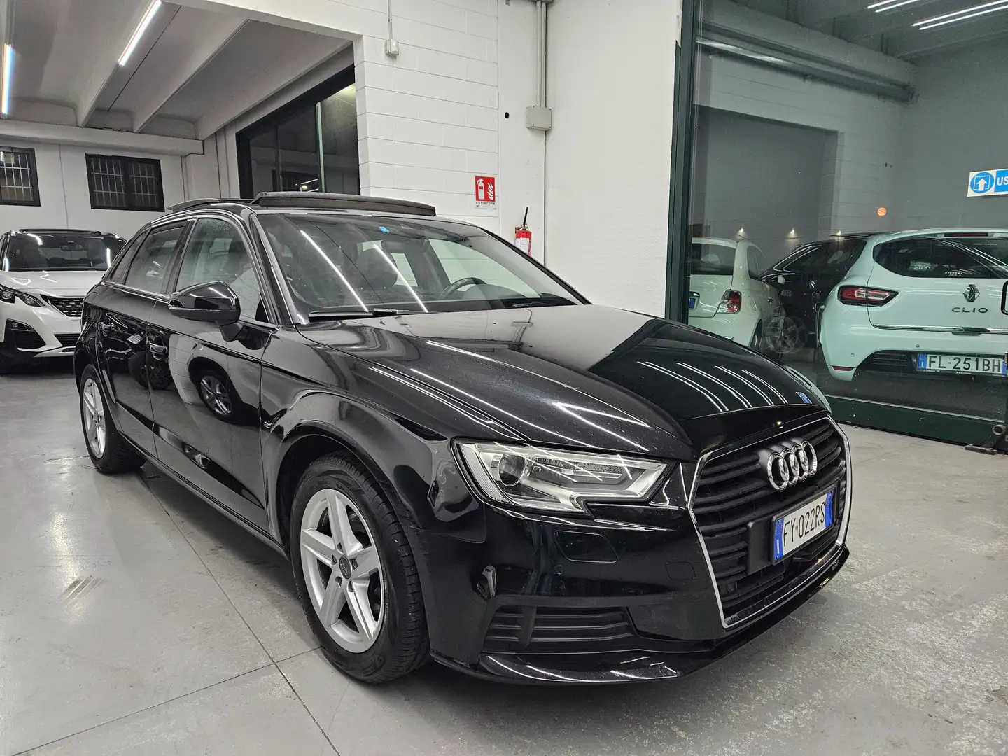 Audi A3 A3 III 2016 Sportback Sportback30 1.5 g-tron Sport Nero - 1