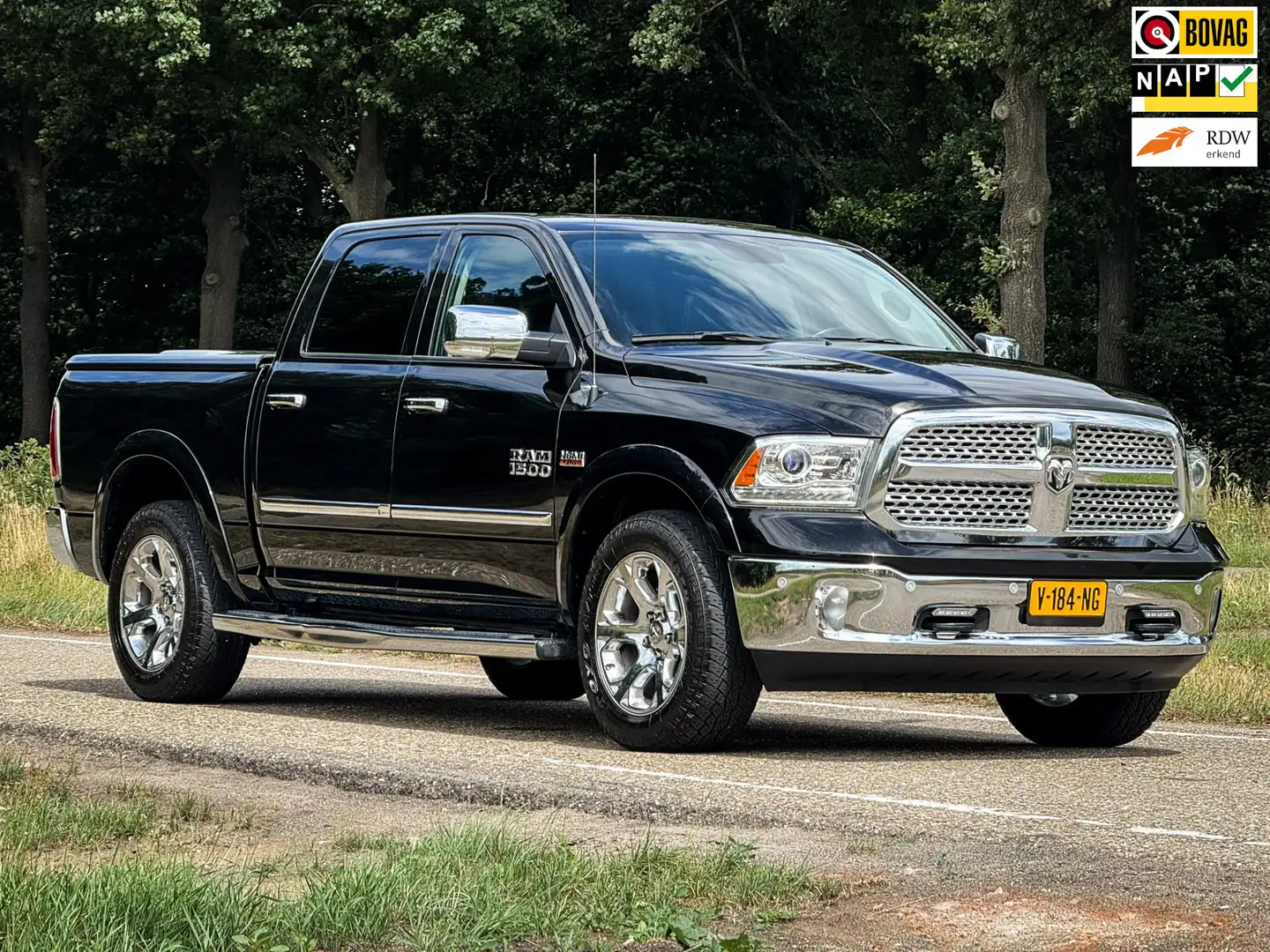Dodge RAM 1500 5.7 V8 HEMI 4x4 Crew Cab Laramie | Prins LPG Zwart - 1
