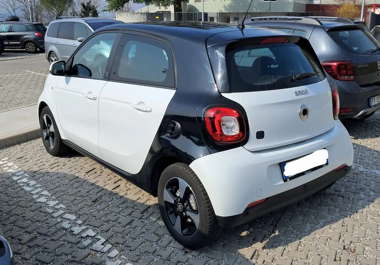 smart forFour 2021