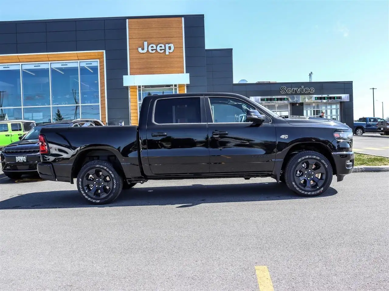 RAM 1500 снимка RAM 1500