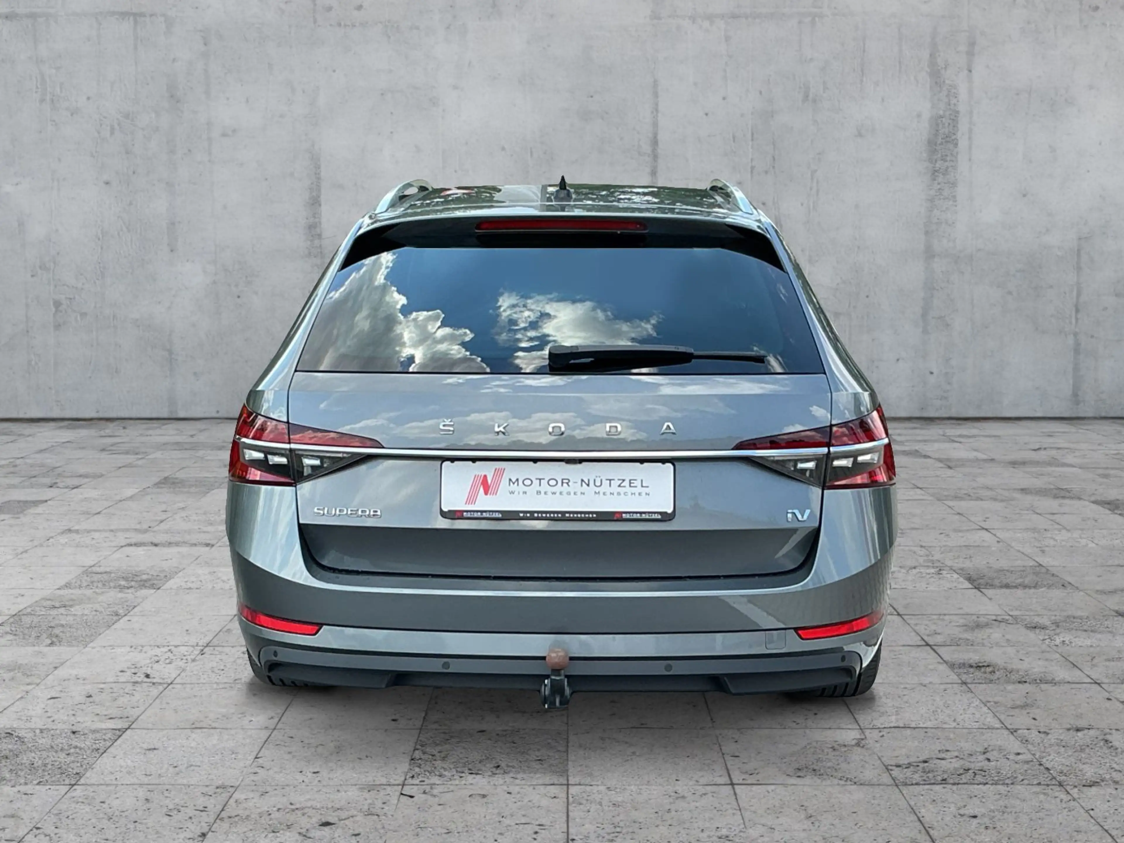 Skoda Superb Combi iV STYLE BEAM+NAVI+APP+ACC+SHZ+AHK — photo 5