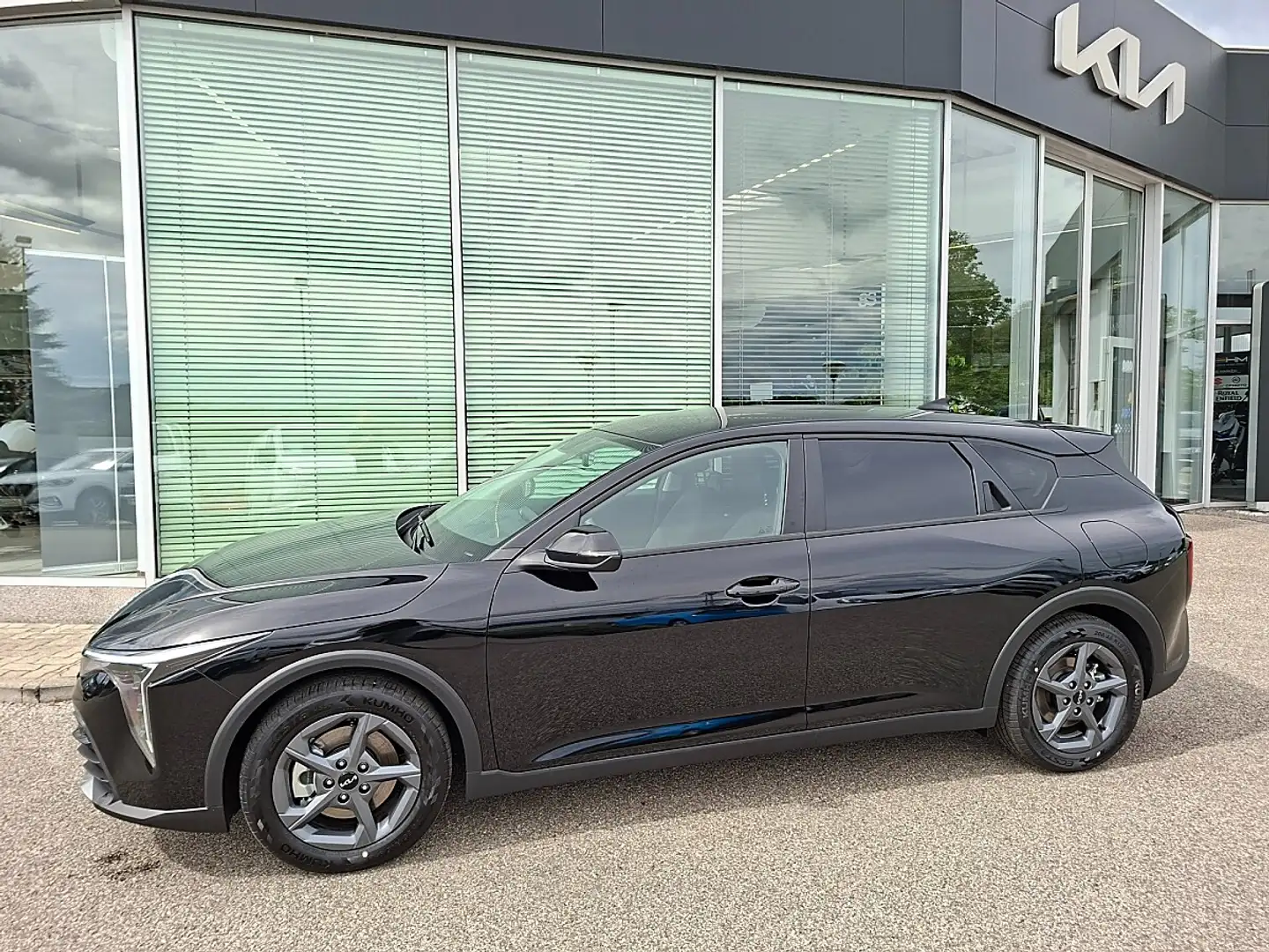Kia K4 1,0 TGDI 48V Silber Schwarz - 2