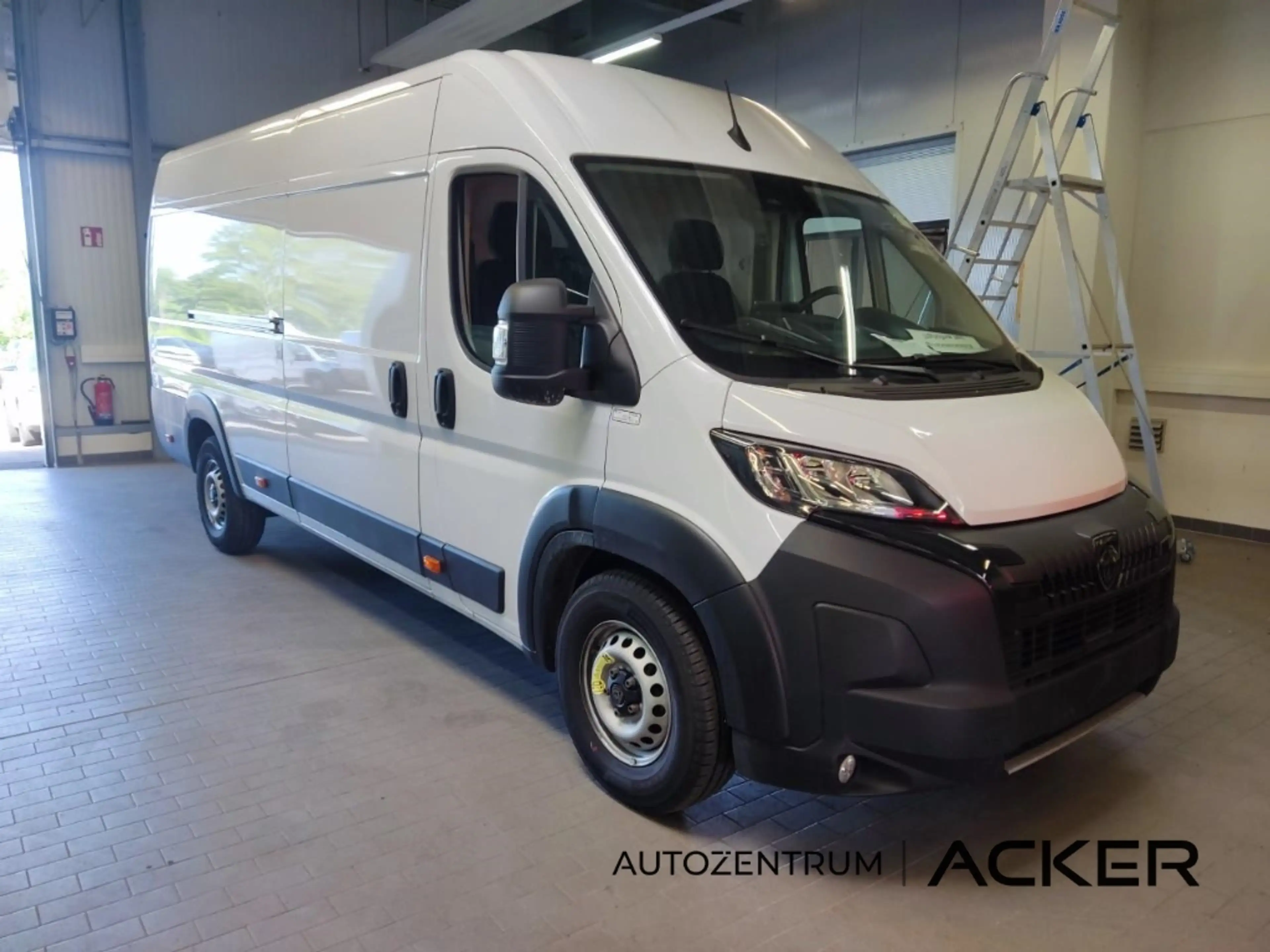 Peugeot Boxer Kasten Hochraum 435 L4H2 Heavy BlueHDi 180 — photo 3