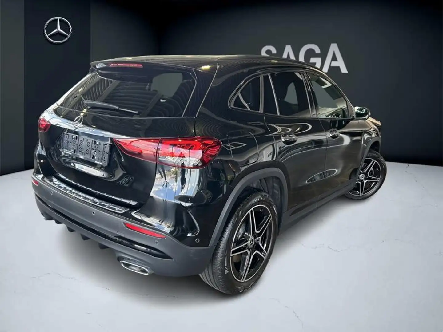 Mercedes-Benz GLA 250 250 e AMG Pack Night PREMIUM Plus Pano Schwarz - 2