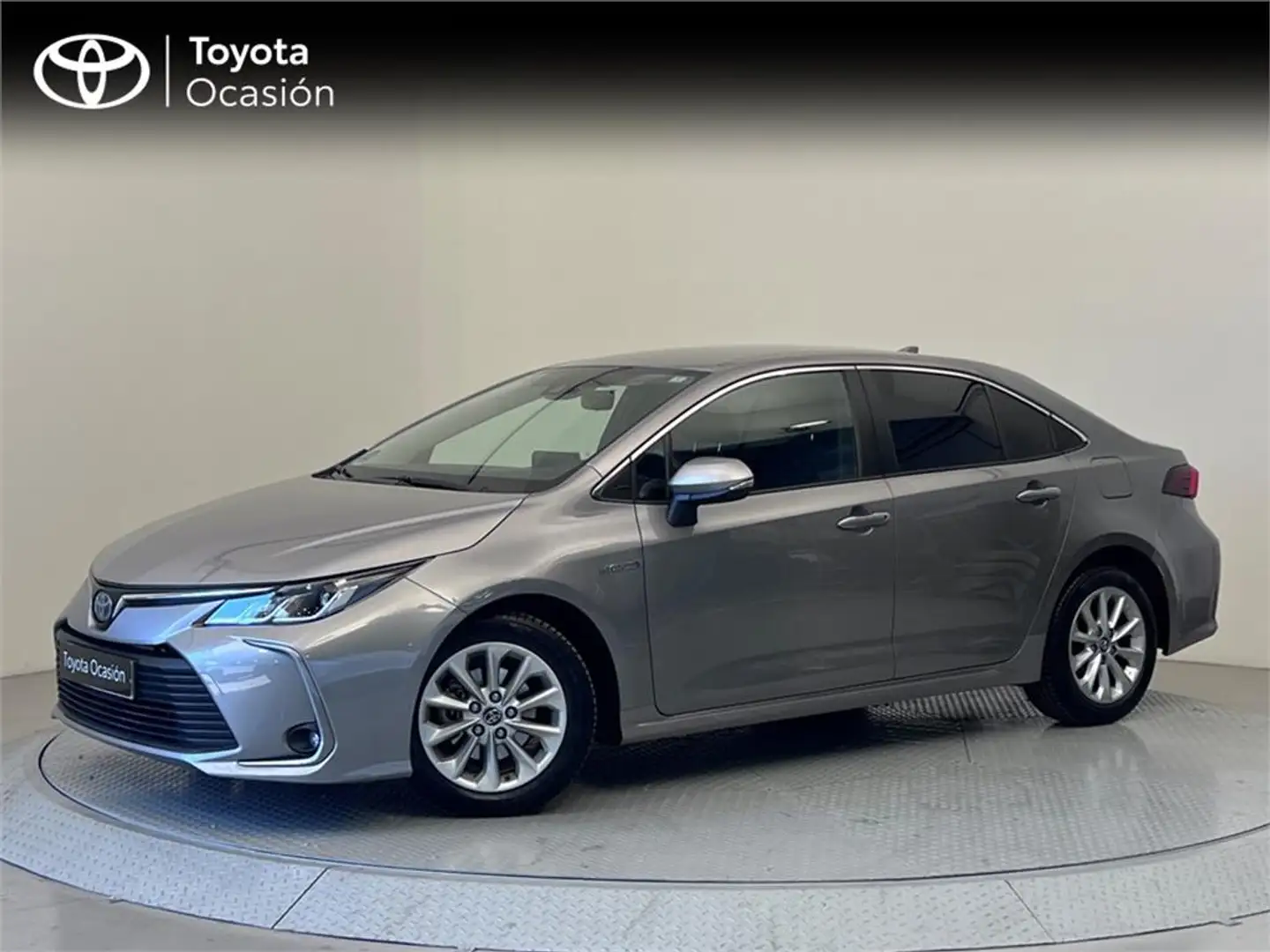 Toyota Corolla Sedán 125H Active Tech - 1