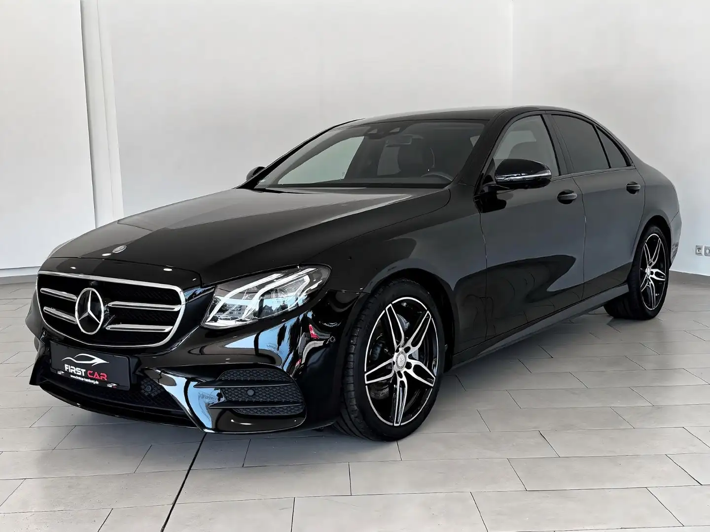 Mercedes-Benz E 220 d AMG-Line Night-Paket|360°|WIDESCREEN|LED| Noir - 1