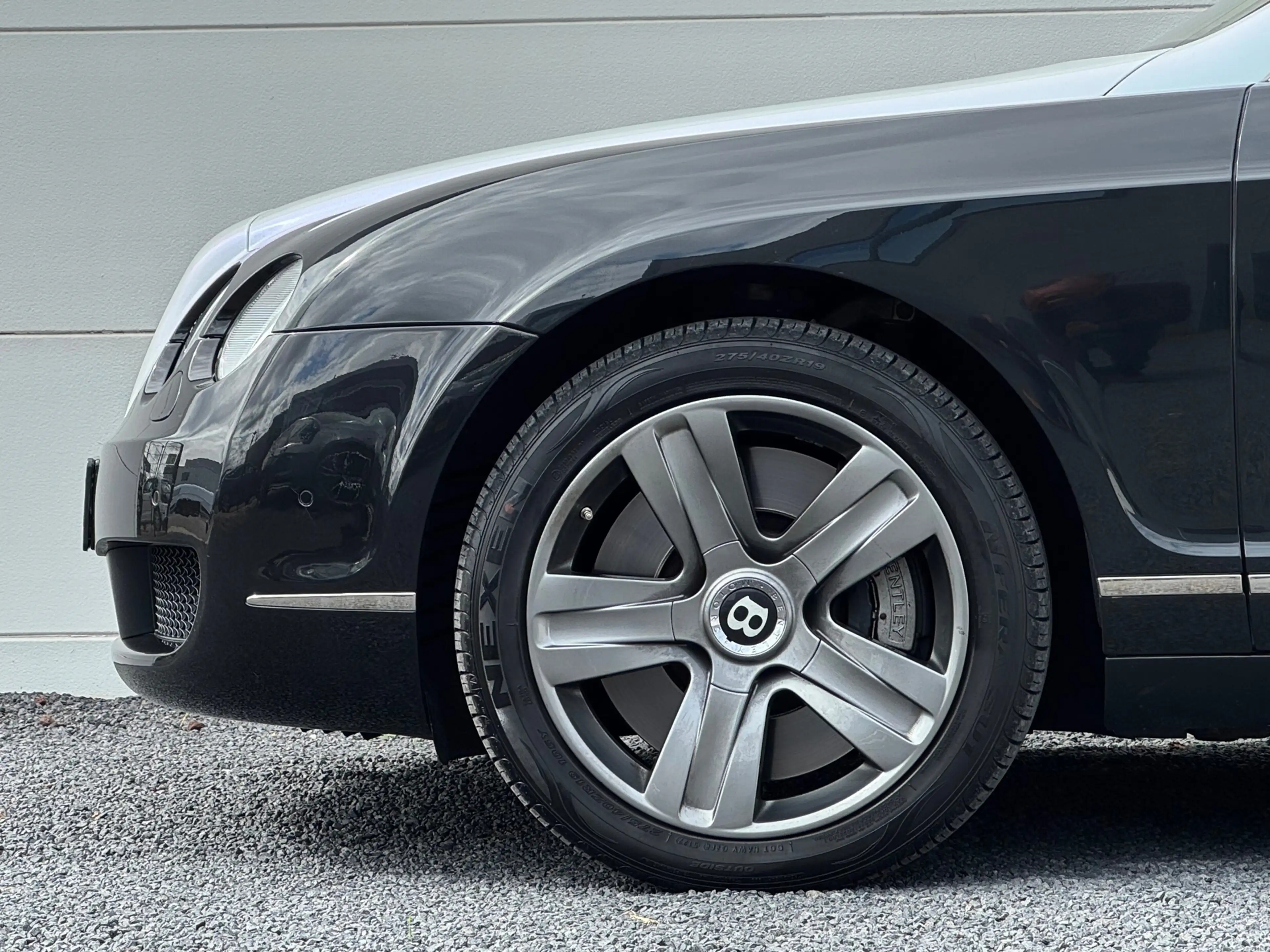 Bentley Flying Spur Continental 6.0 W12 — photo 7