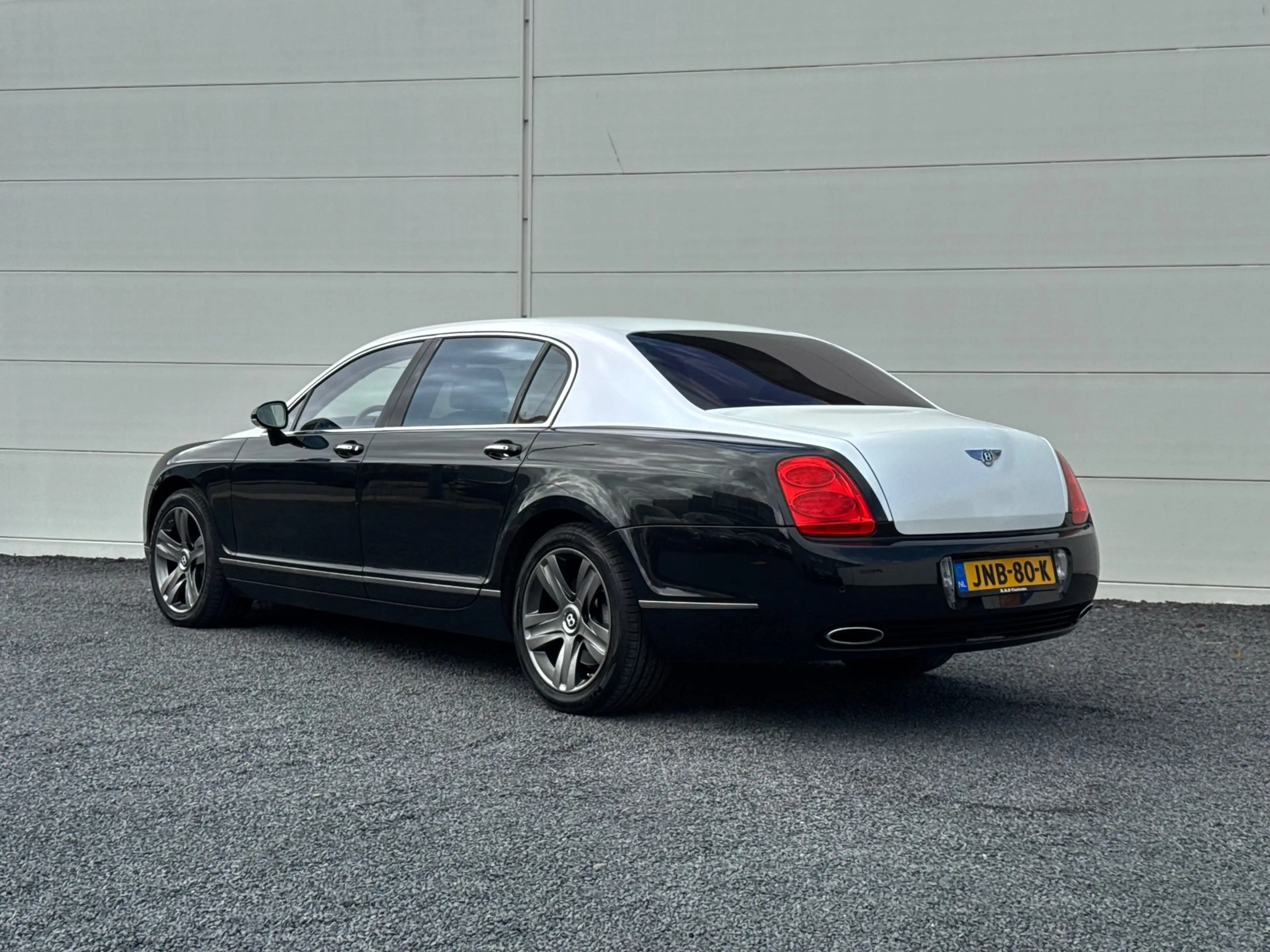 Bentley Flying Spur Continental 6.0 W12 — photo 24