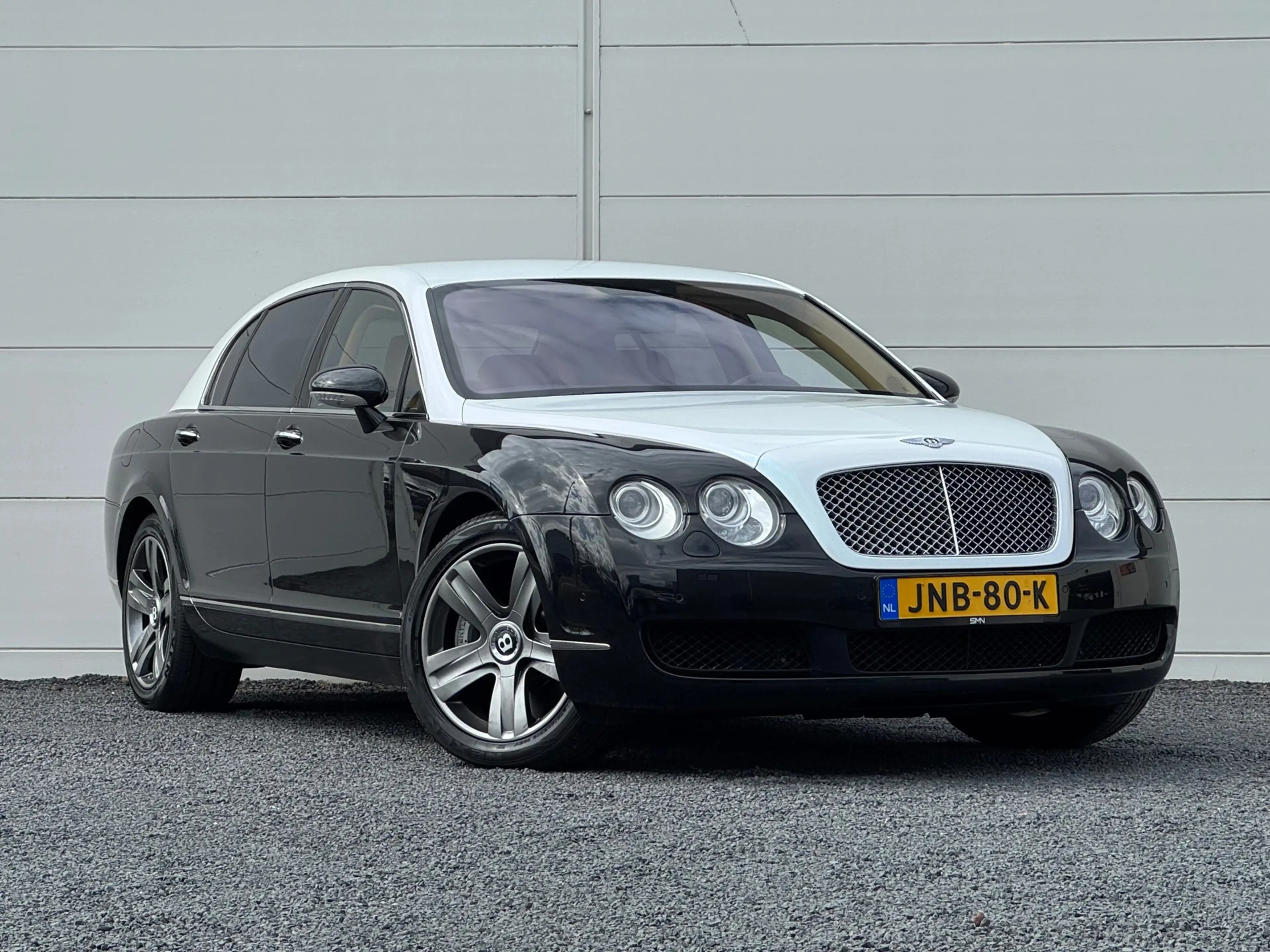 Bentley Flying Spur Continental 6.0 W12 — photo 23