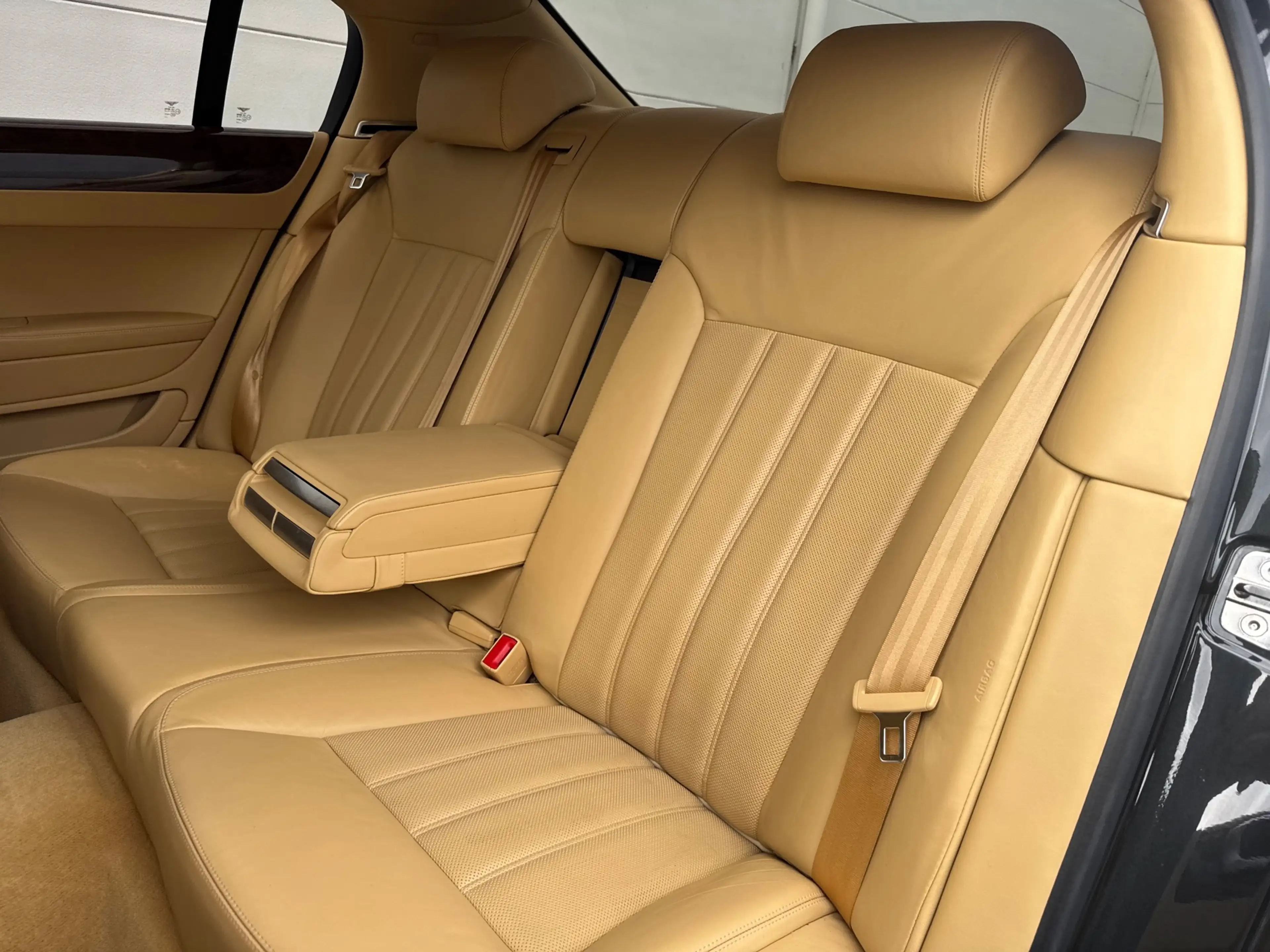 Bentley Flying Spur Continental 6.0 W12 — photo 14