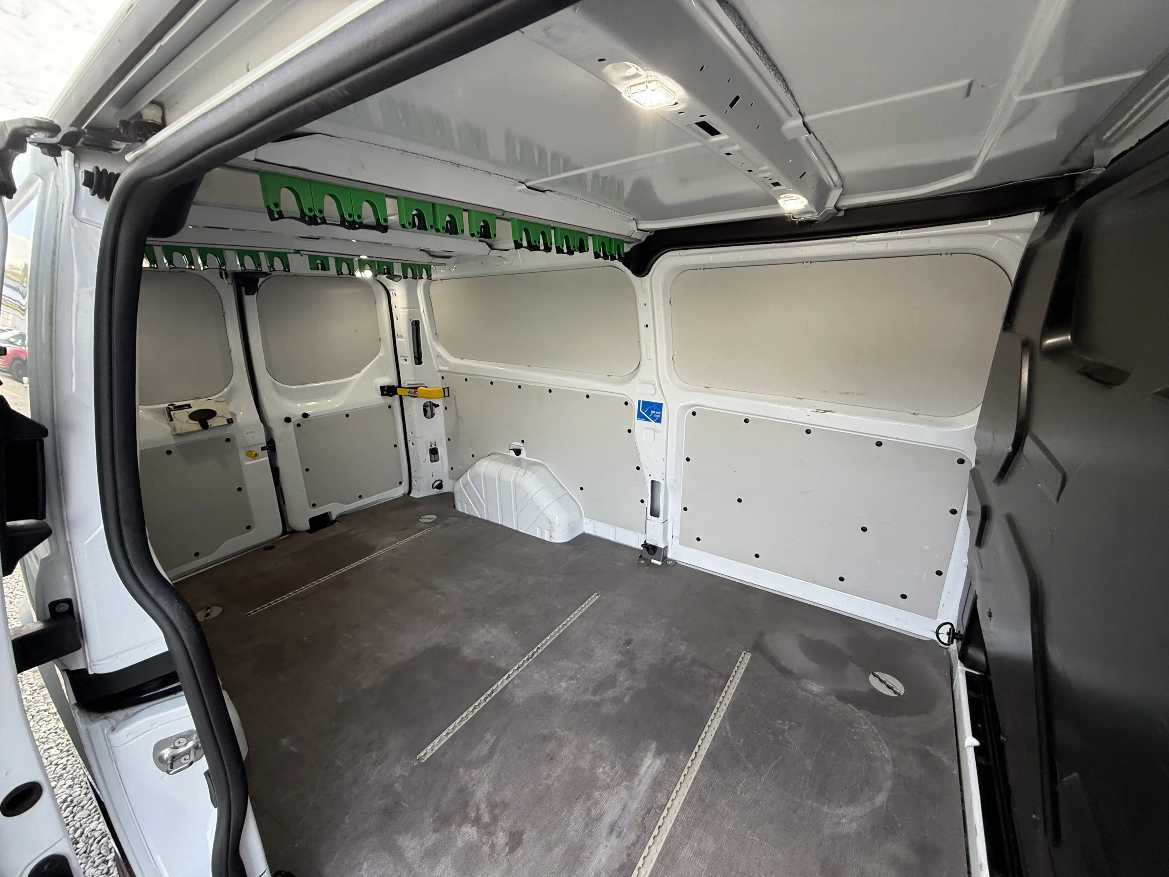 Ford Transit Custom 300 L2 Klima,Navi,AHK,Sitzheiz — photo 5