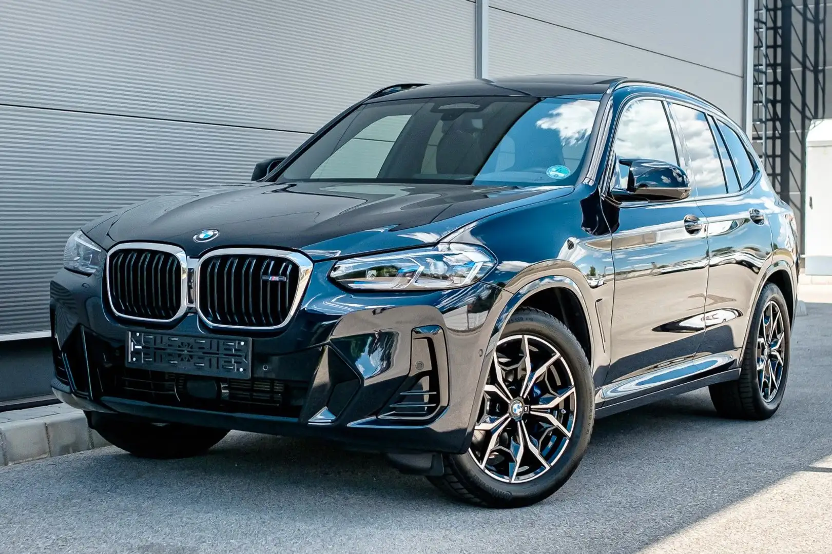 BMW X3 M i Laser.Pano.Dr.Prof.PrPlus.H&K.StndHz.AHK Noir - 1