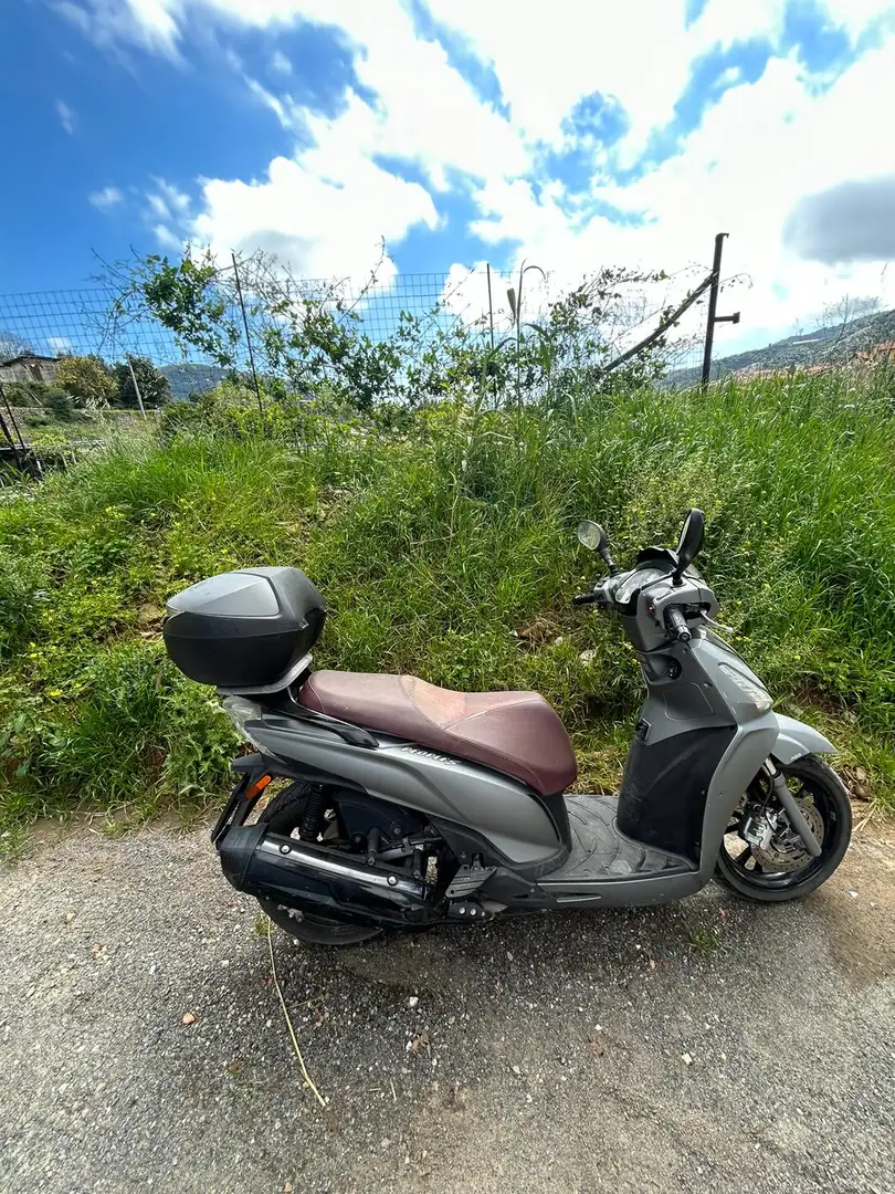 Kymco People S 300i - 1