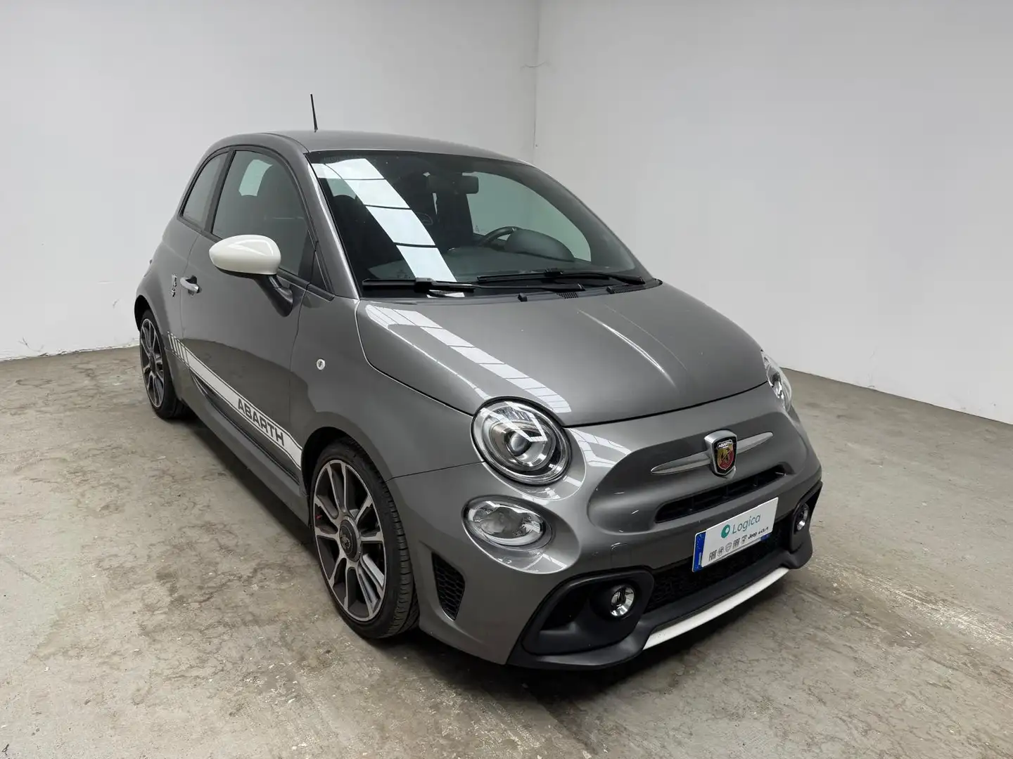 Fiat 595 Abarth 1.4 T-Jet Gris - 1
