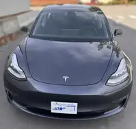 Tesla Model 3 снимка Tesla Model 3